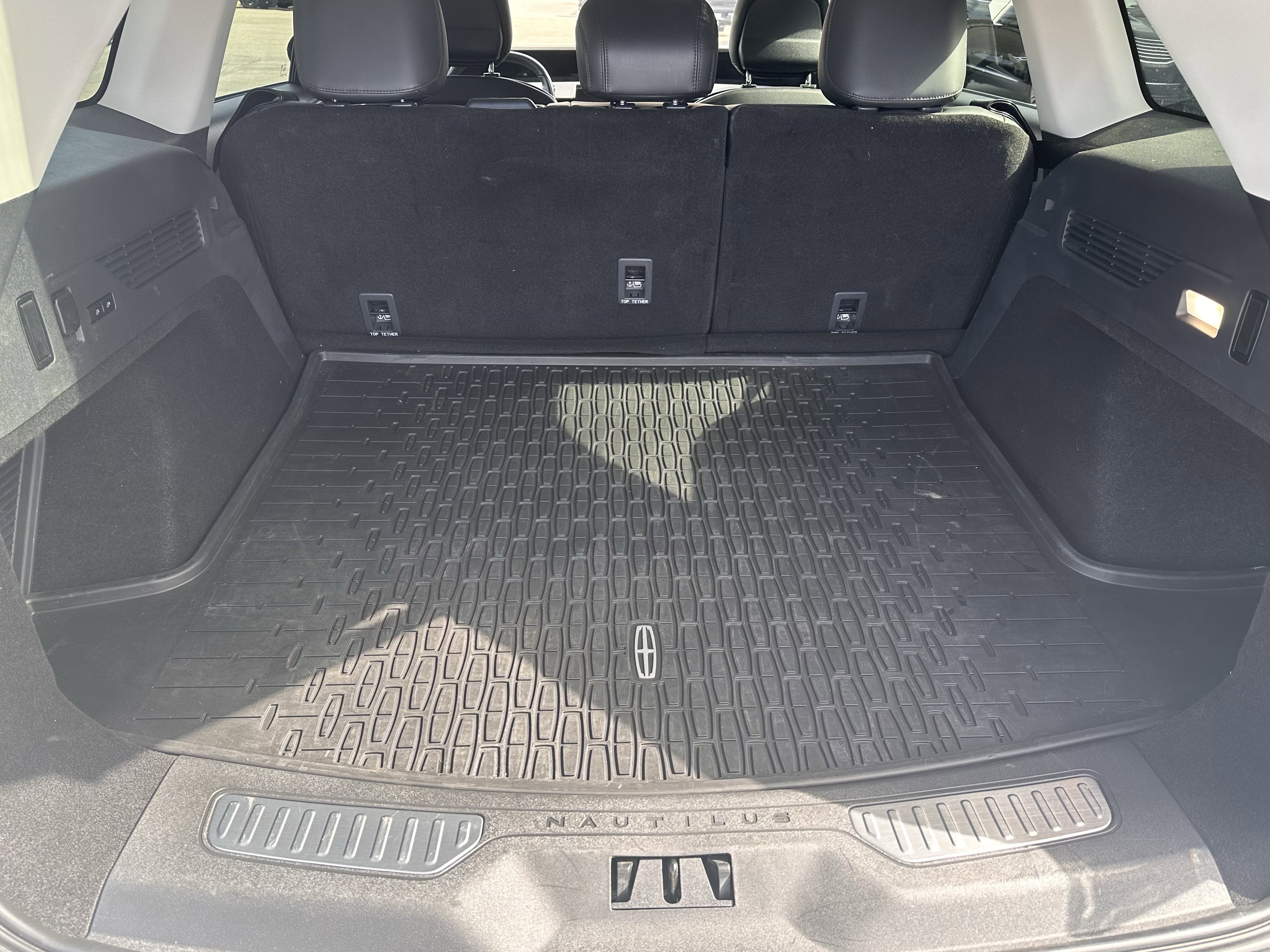 2024 Lincoln Nautilus Reserve