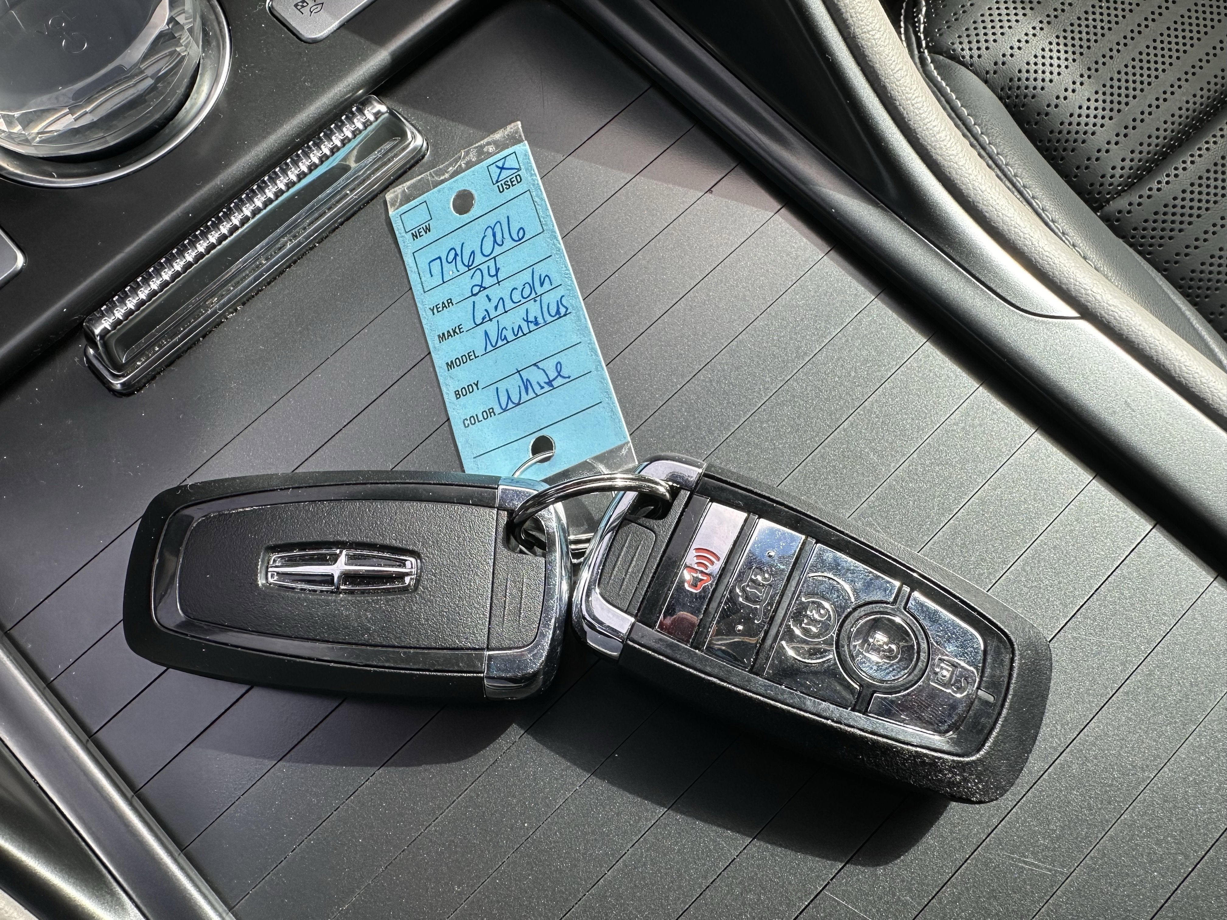 2024 Lincoln Nautilus Reserve