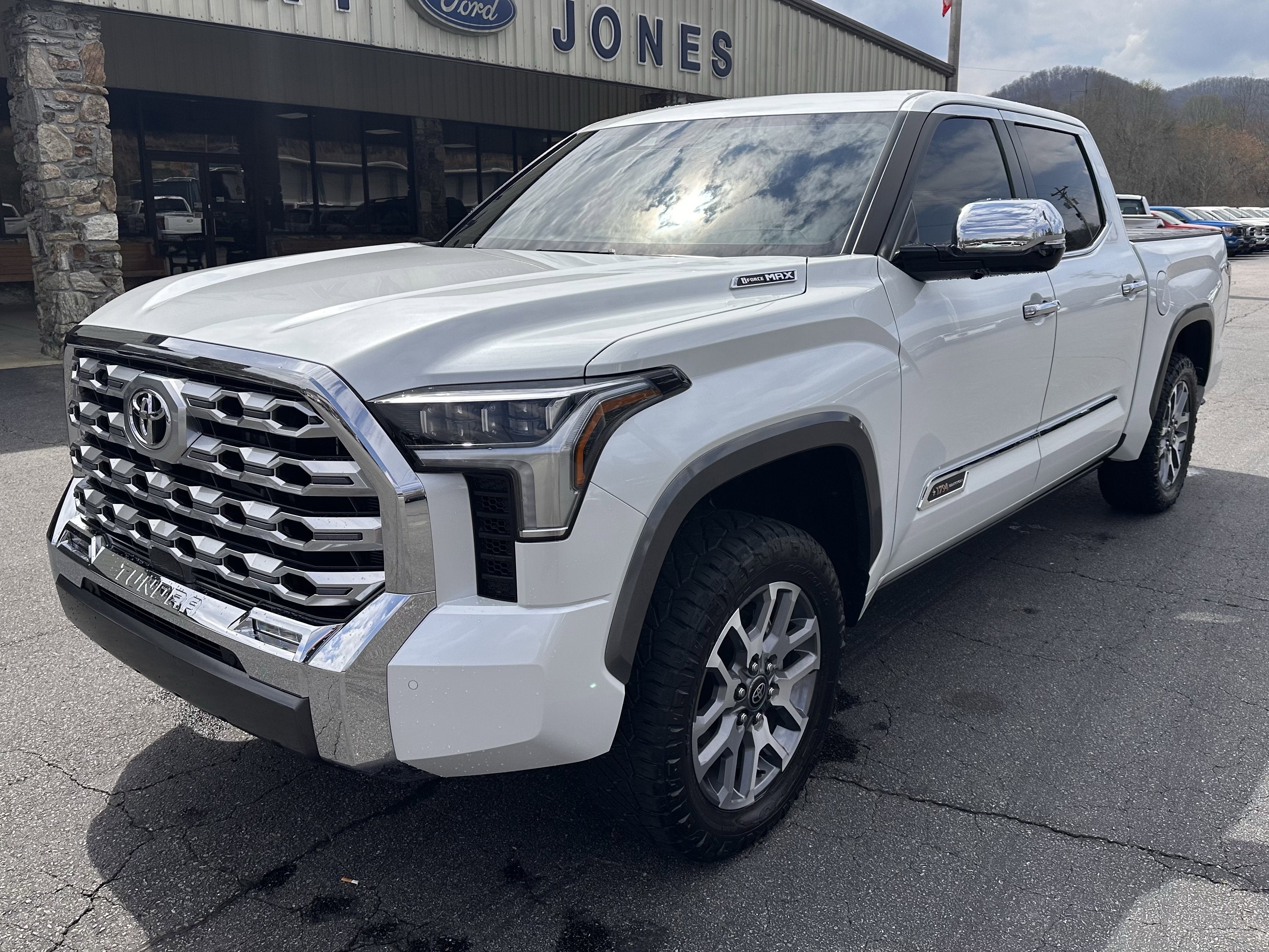 2025 Toyota Tundra 4WD 1794 Edition Hybrid