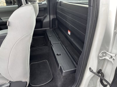 2017 Toyota Tacoma SR