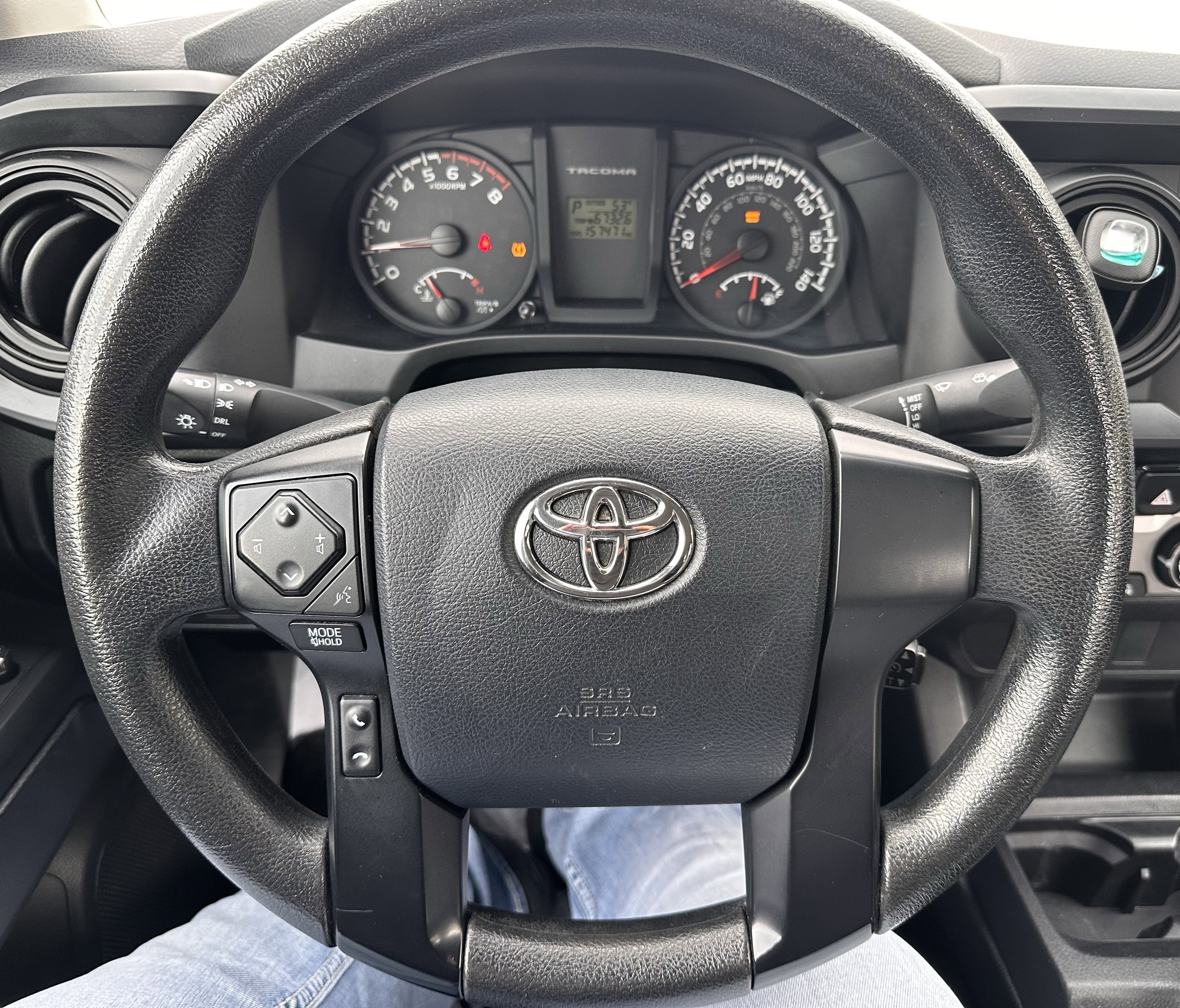 2017 Toyota Tacoma SR