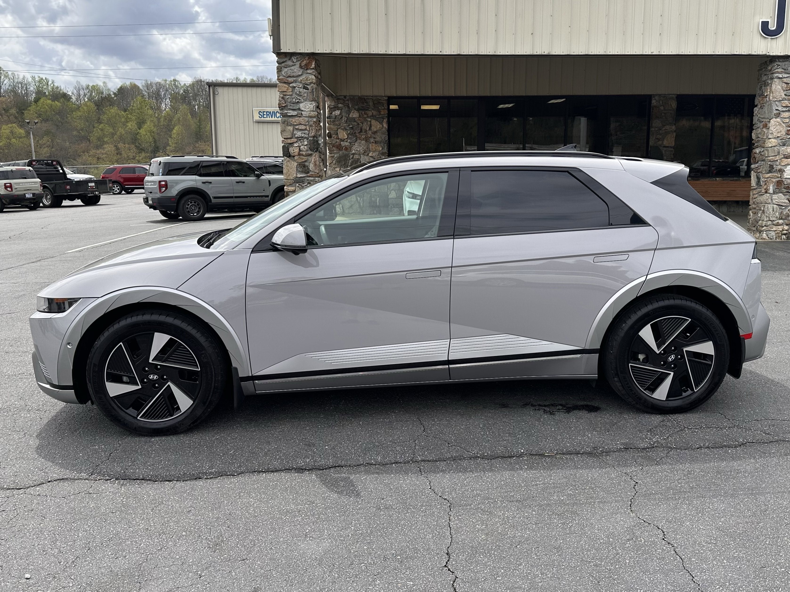 2025 Hyundai IONIQ 5 Limited