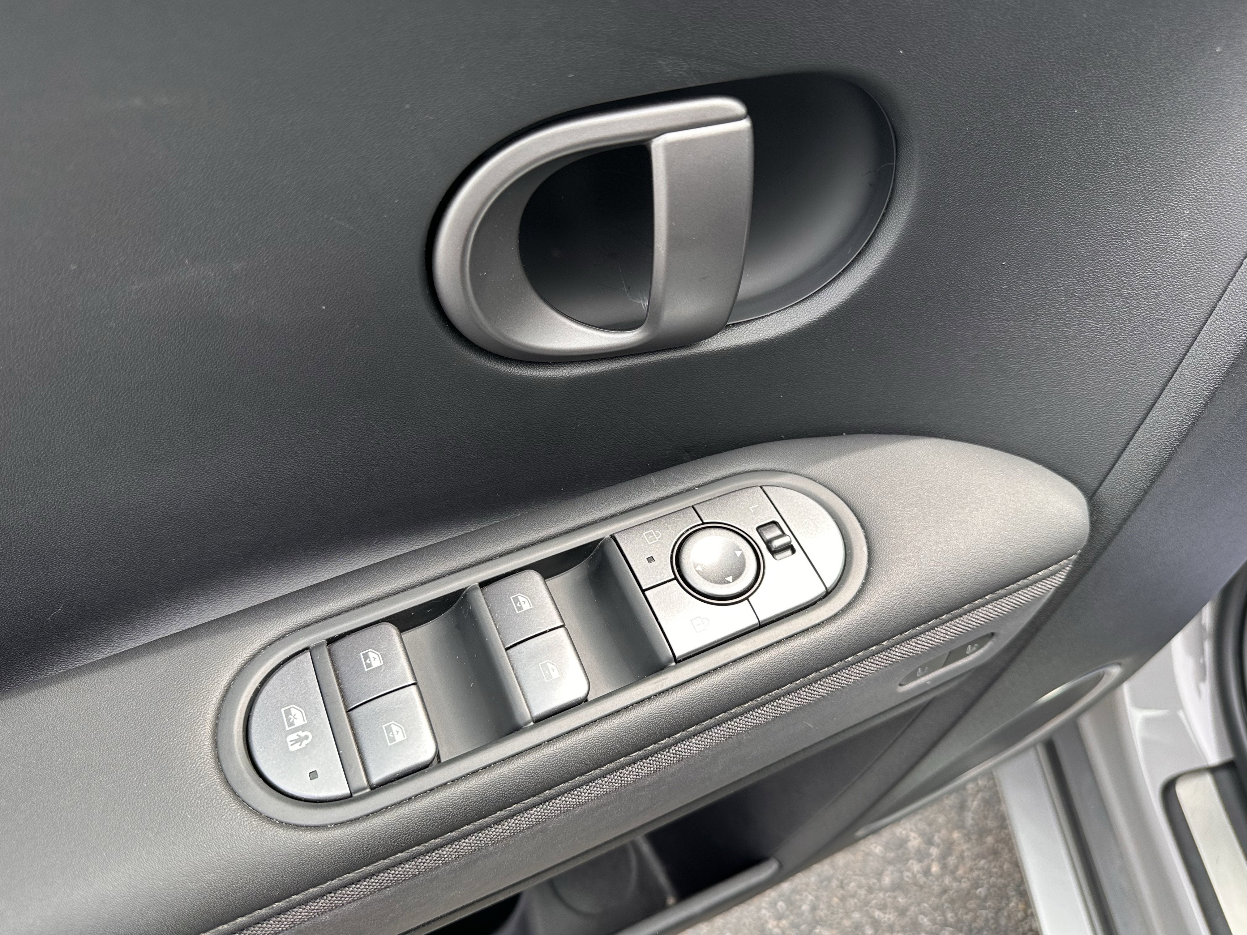 2025 Hyundai IONIQ 5 Limited