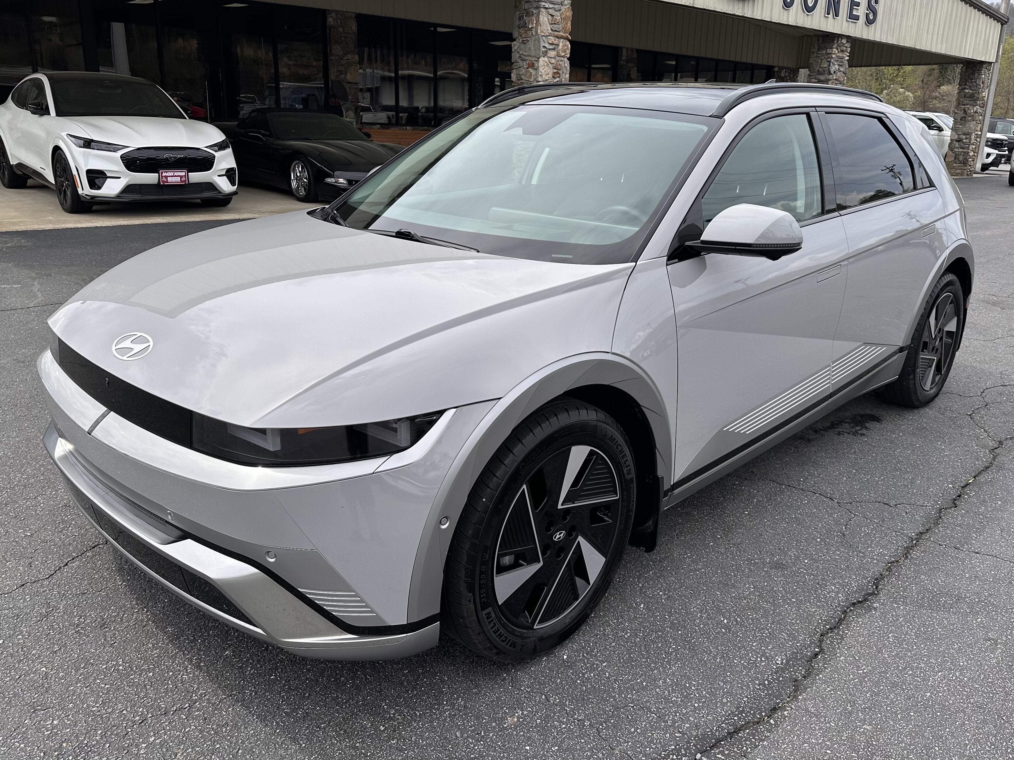 2025 Hyundai IONIQ 5 Limited