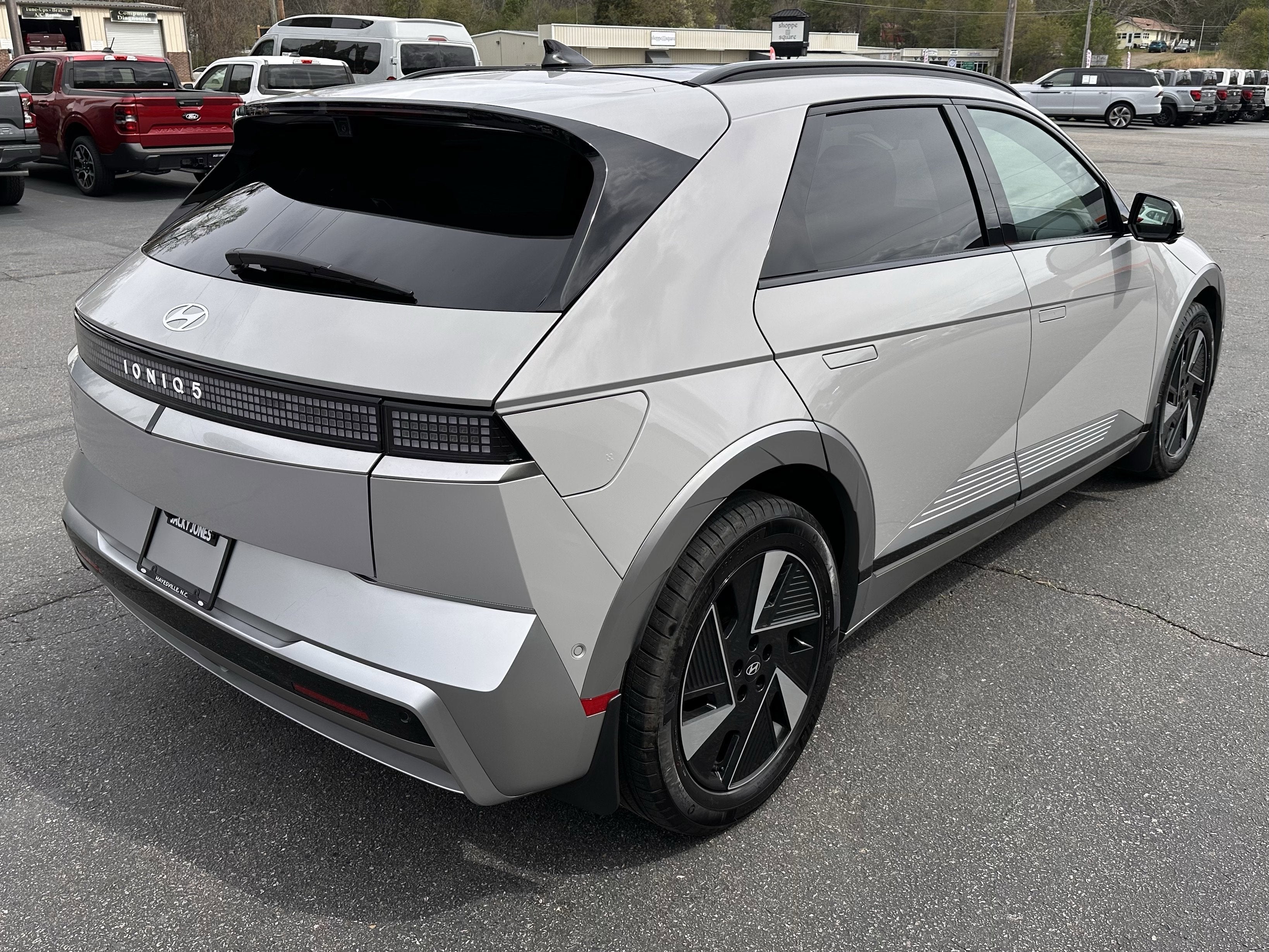 2025 Hyundai IONIQ 5 Limited