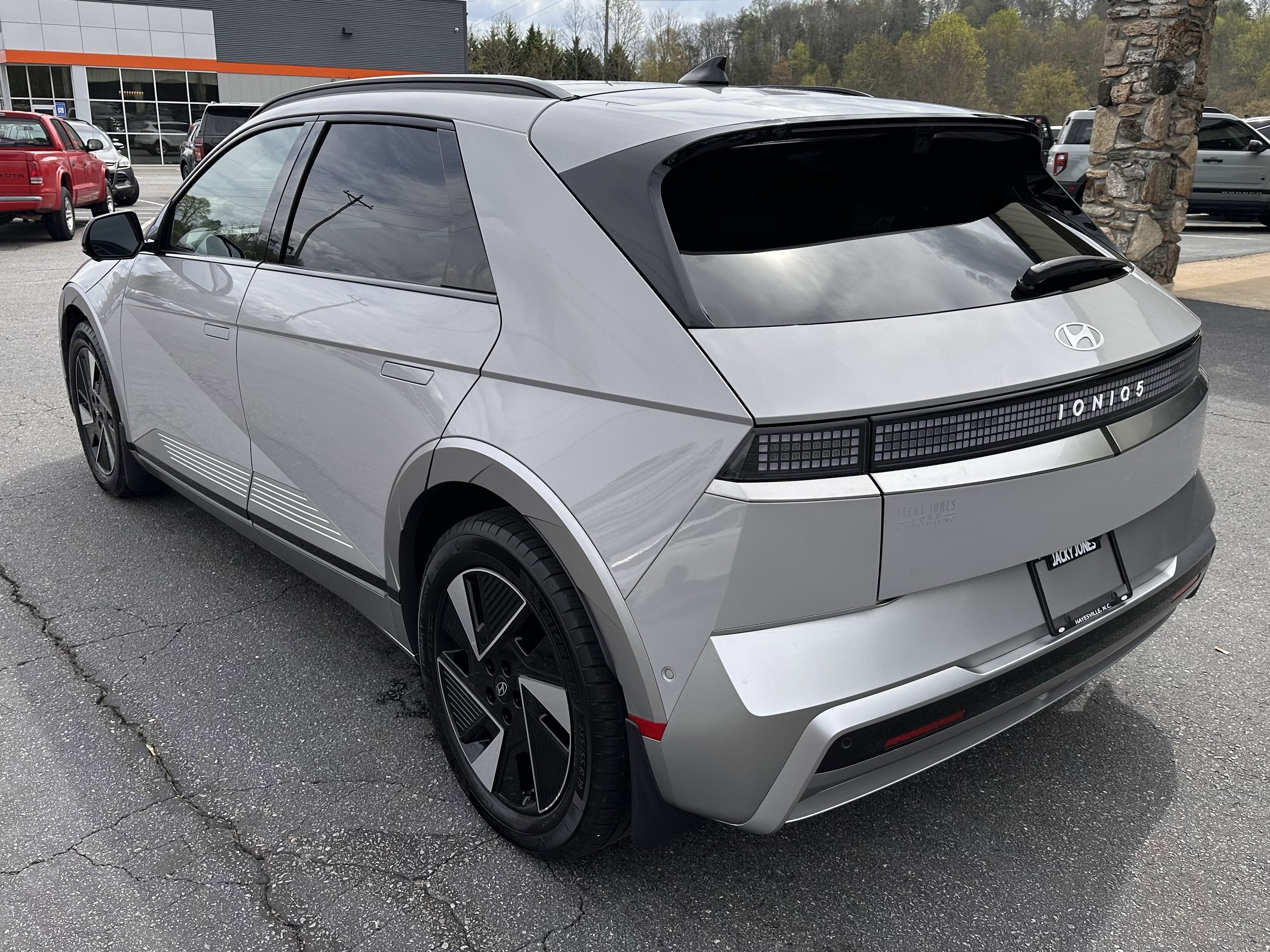 2025 Hyundai IONIQ 5 Limited