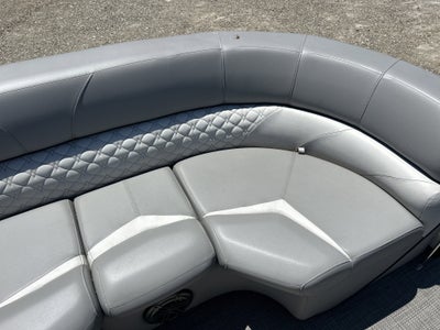 2022 Triton Manitou 25 SHP