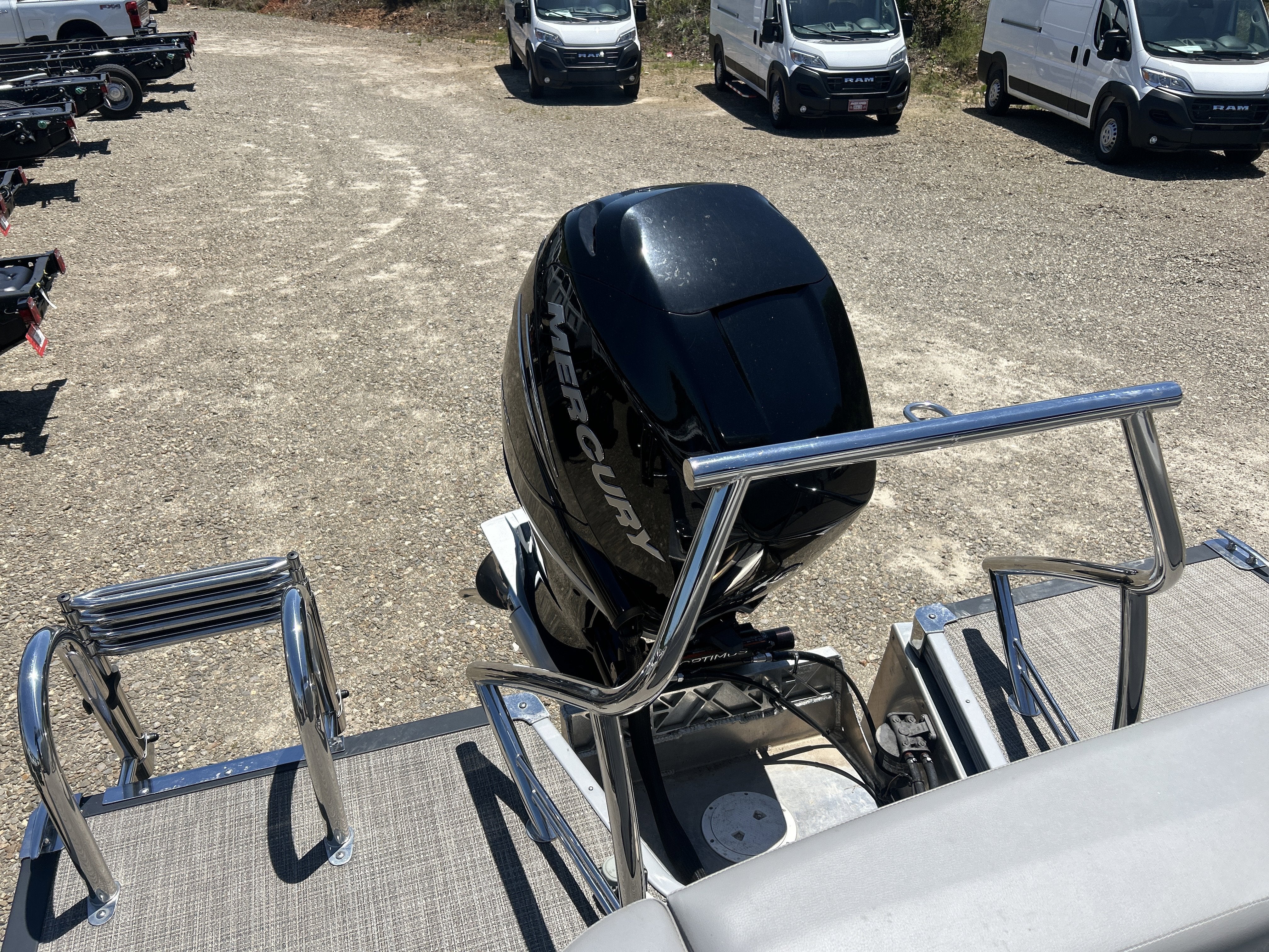 2022 Triton Manitou 25 SHP