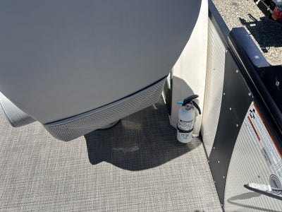 2022 Triton Manitou 25 SHP