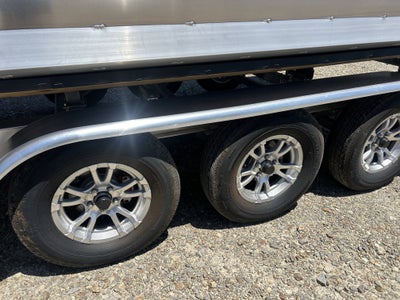 2022 Triton Manitou 25 SHP