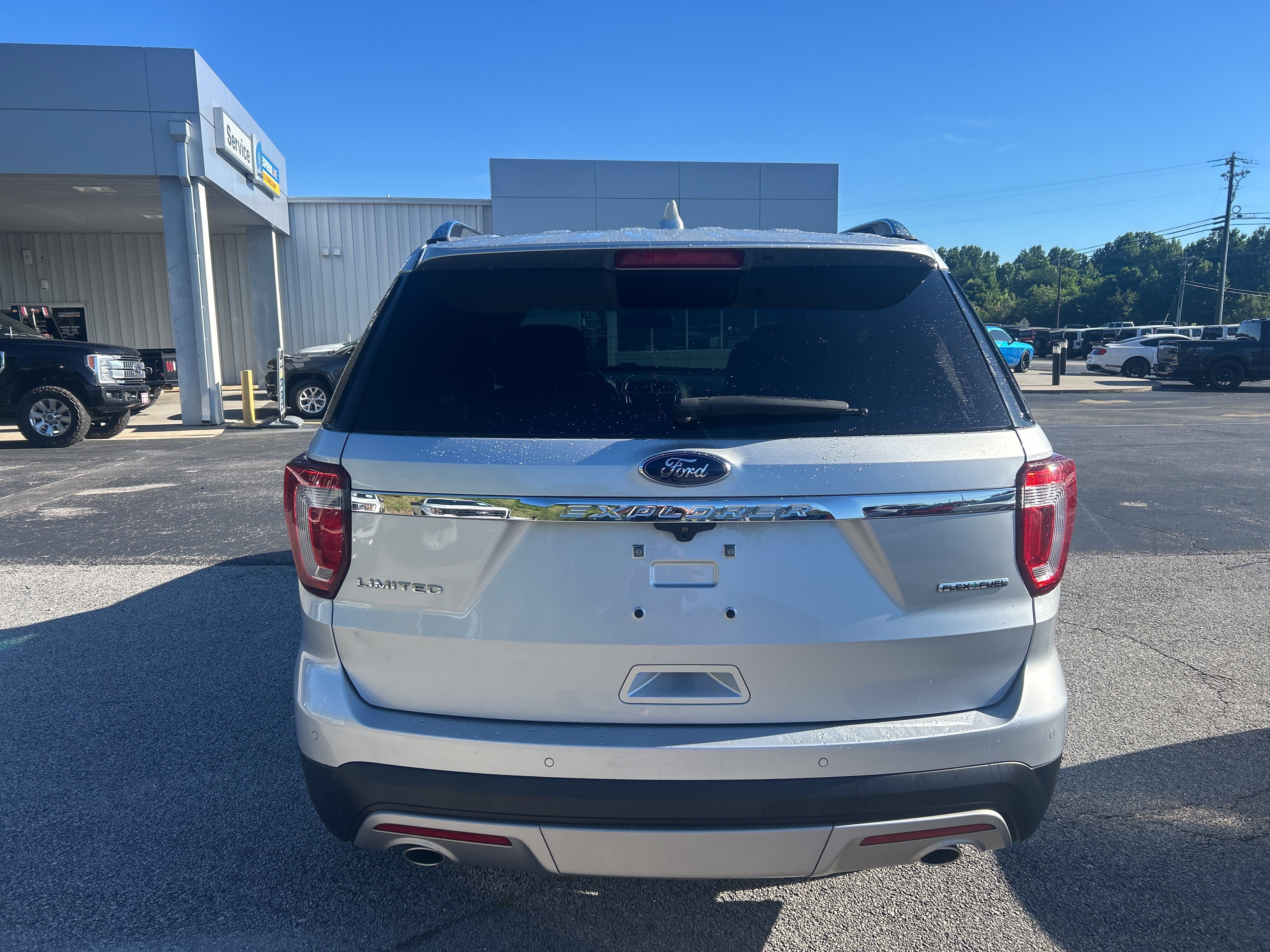 2016 Ford Explorer Base