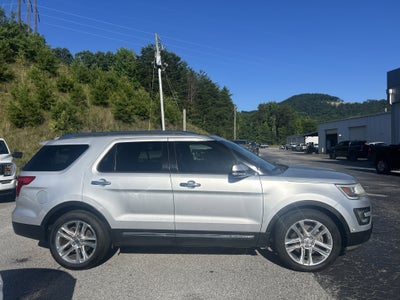 2016 Ford Explorer Base