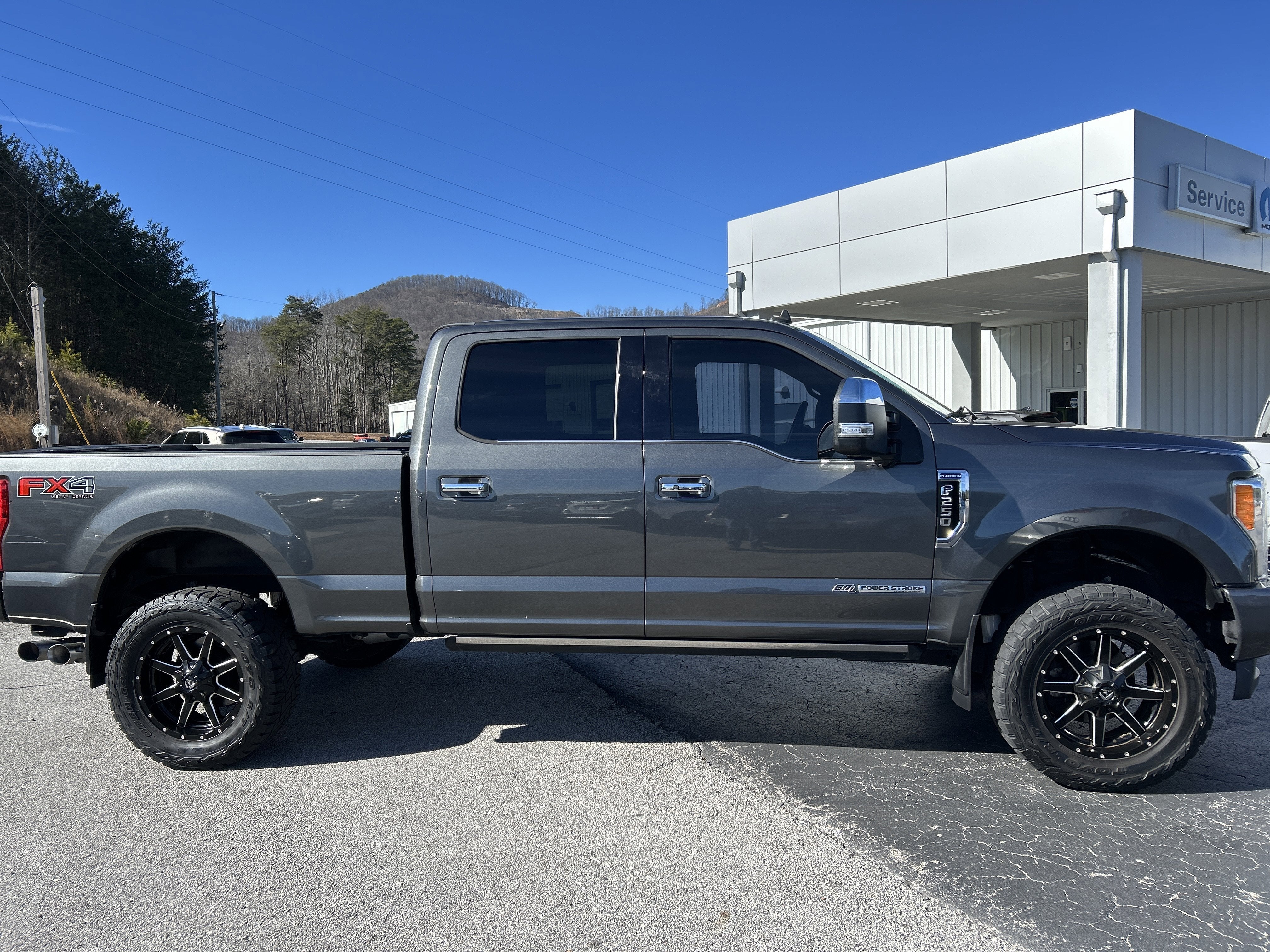 2019 Ford Super Duty F-250 SRW Platinum