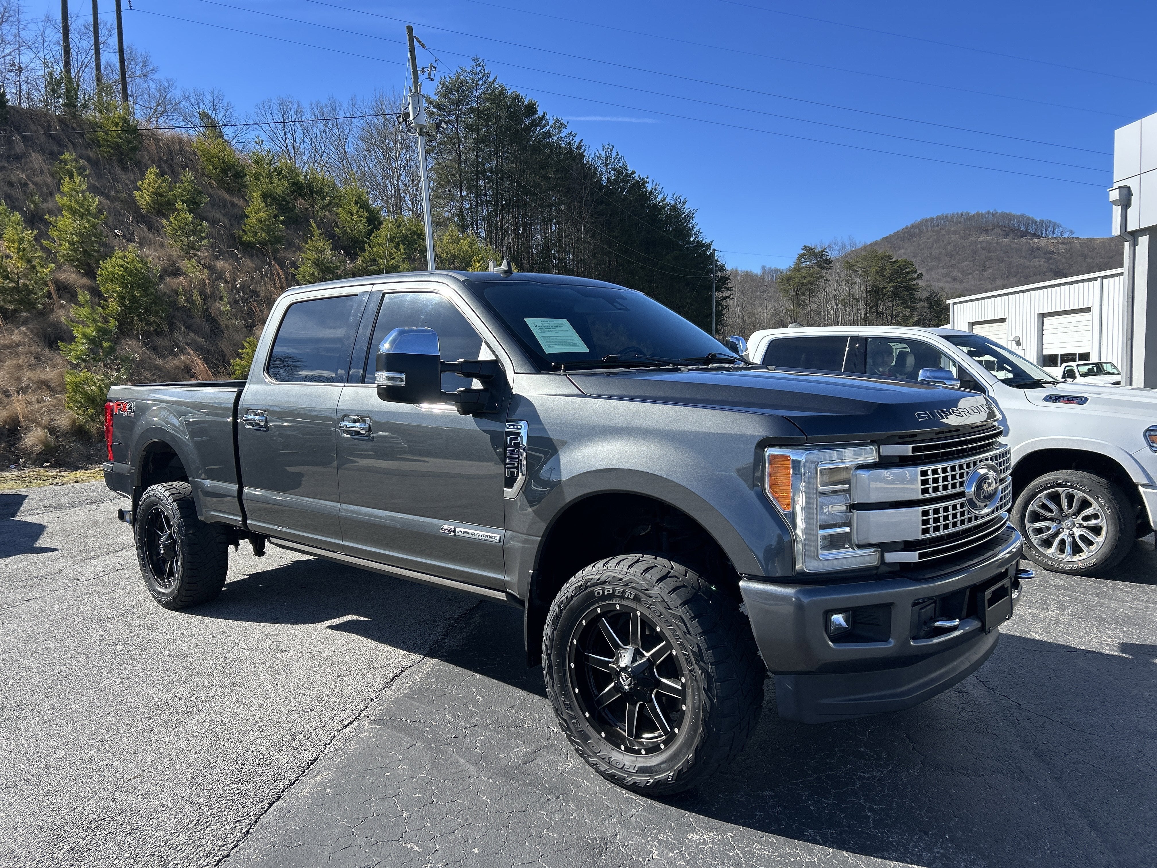 2019 Ford Super Duty F-250 SRW Platinum