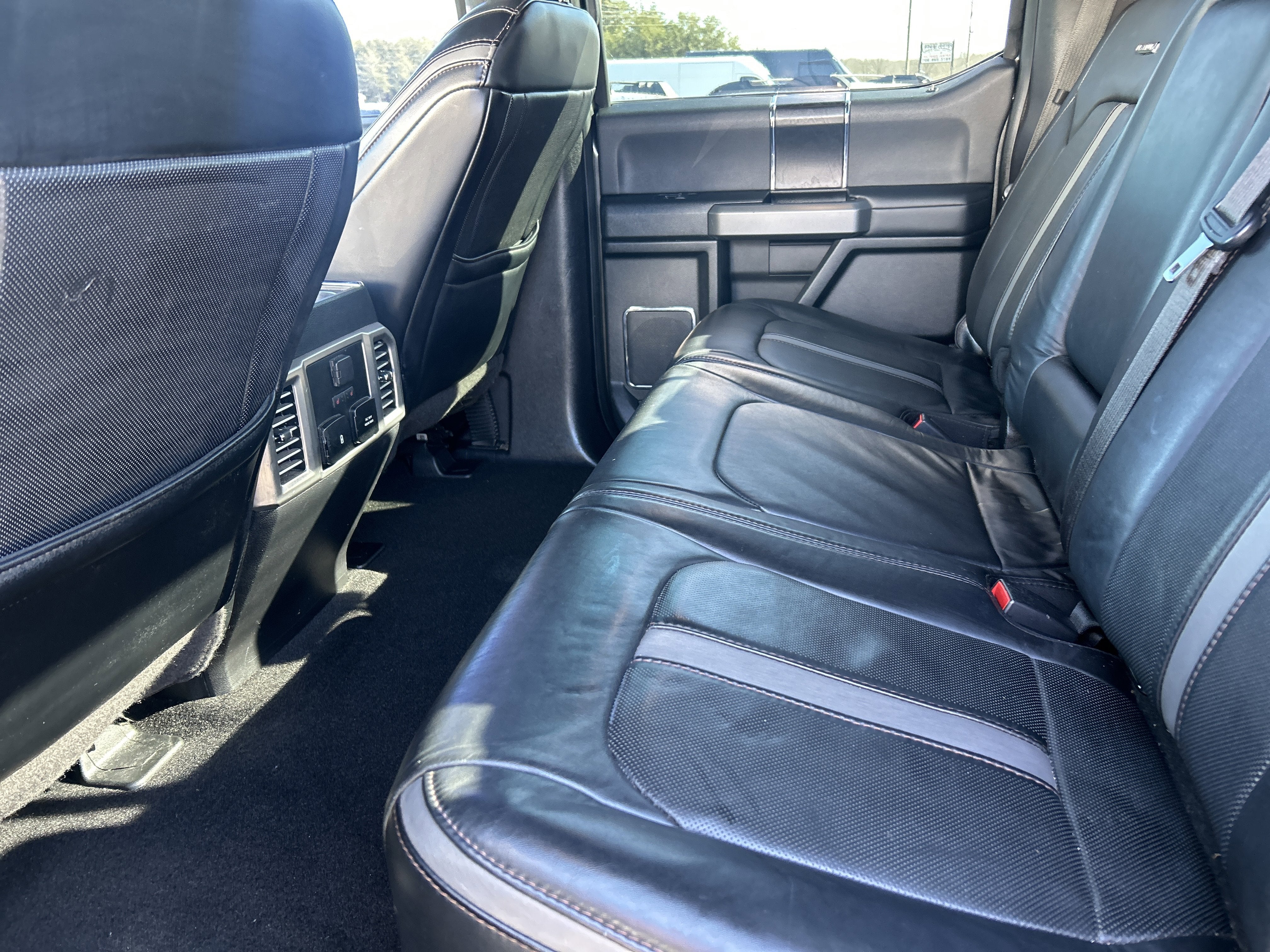 2019 Ford Super Duty F-250 SRW Platinum