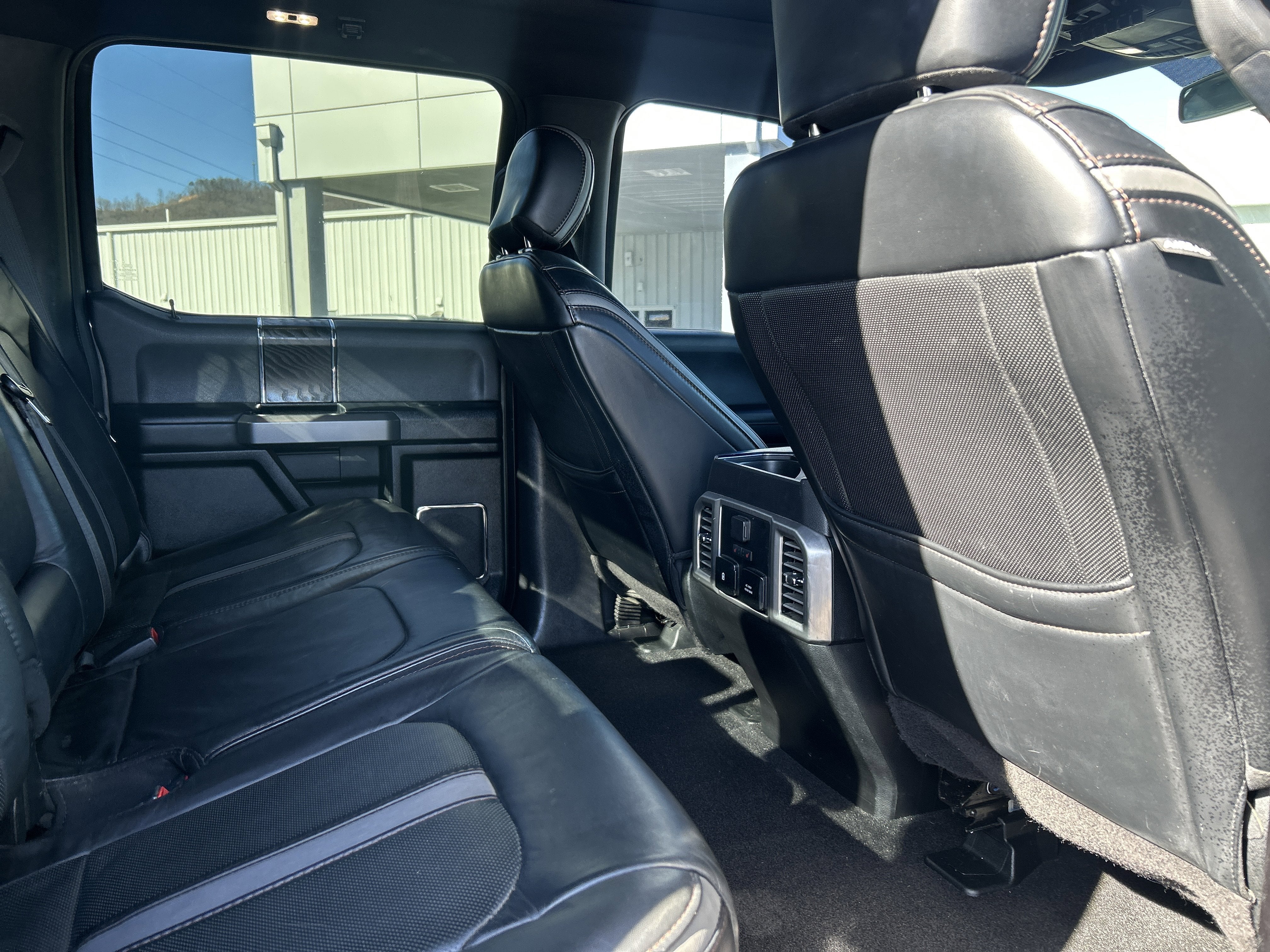 2019 Ford Super Duty F-250 SRW Platinum