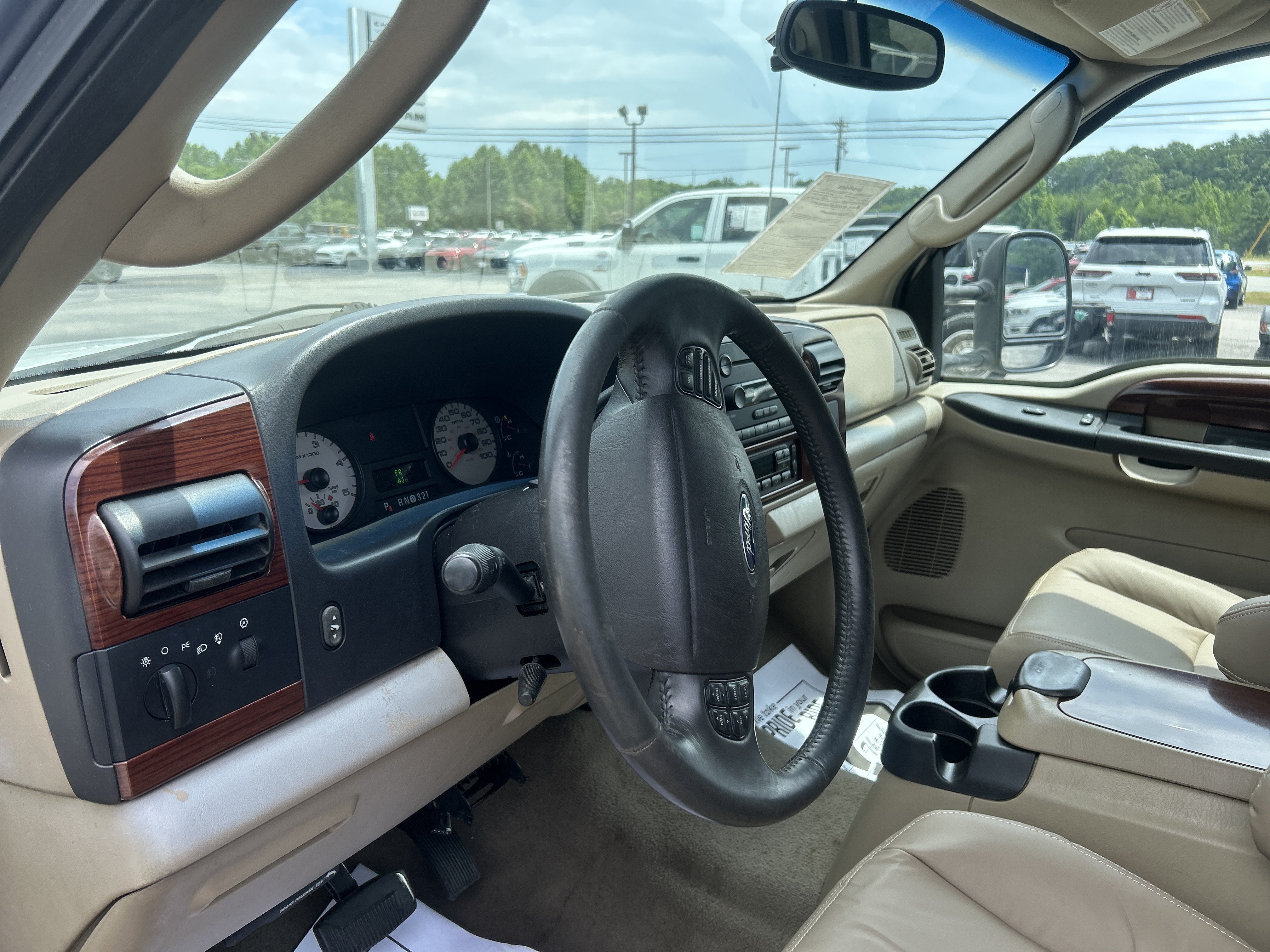 2005 Ford Super Duty F-250 Lariat