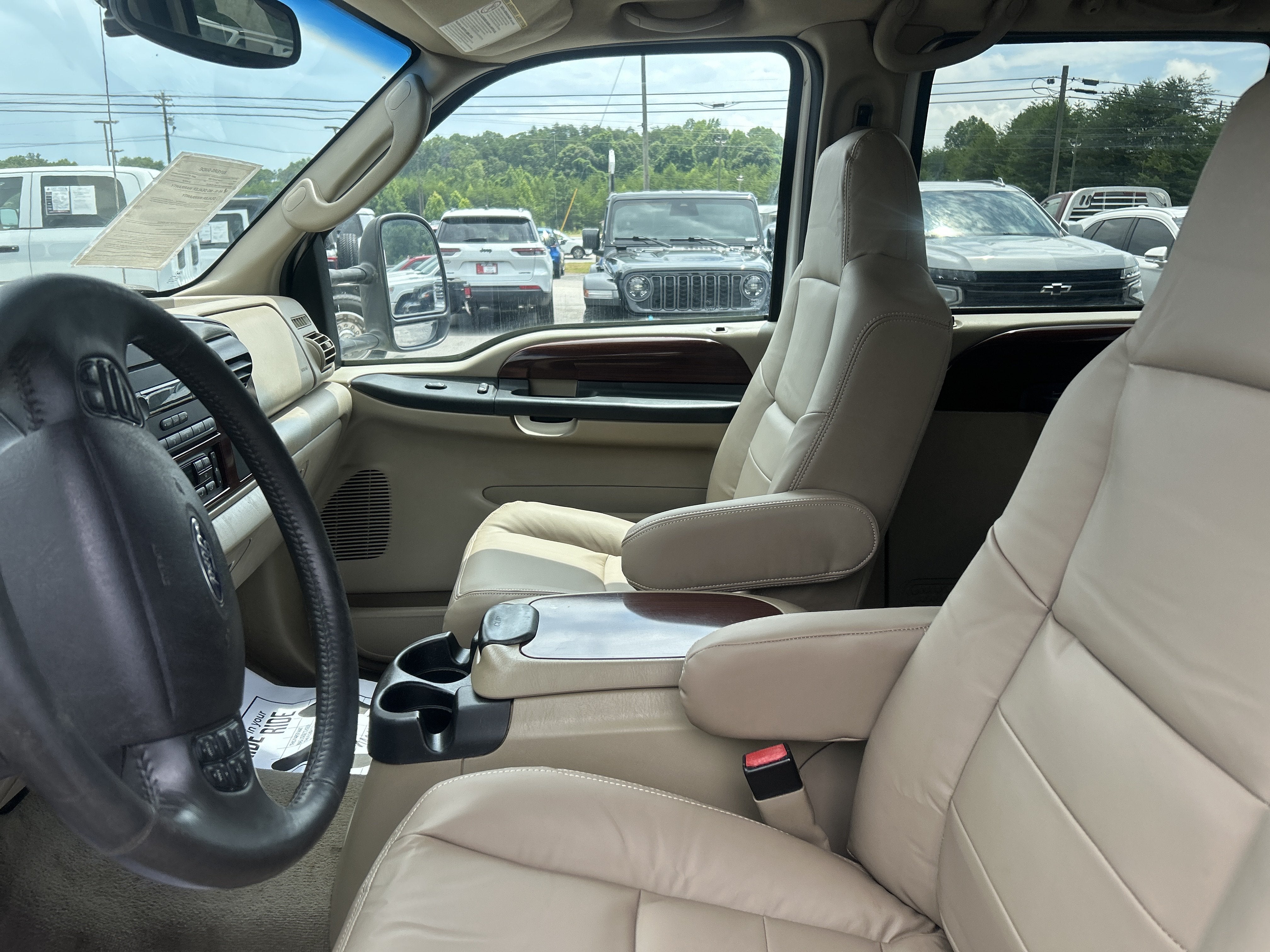 2005 Ford Super Duty F-250 Lariat