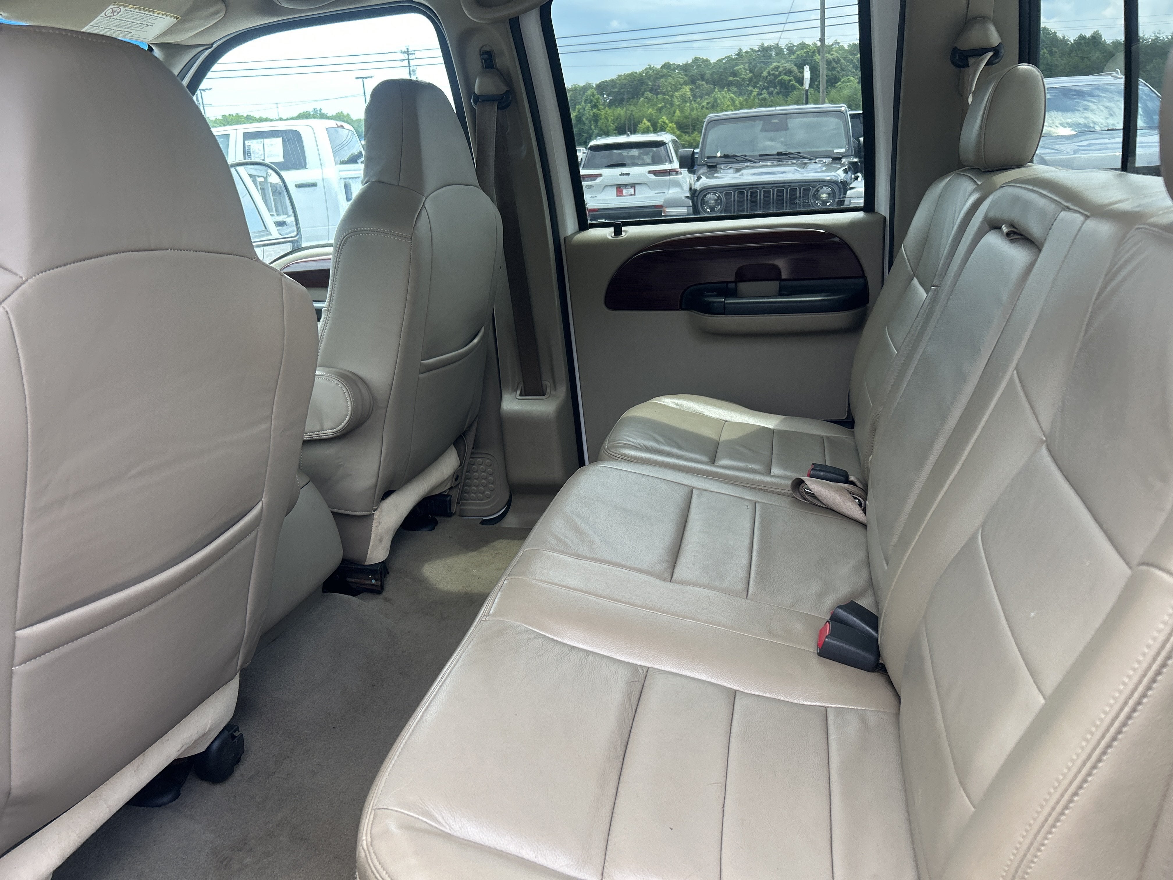 2005 Ford Super Duty F-250 Lariat