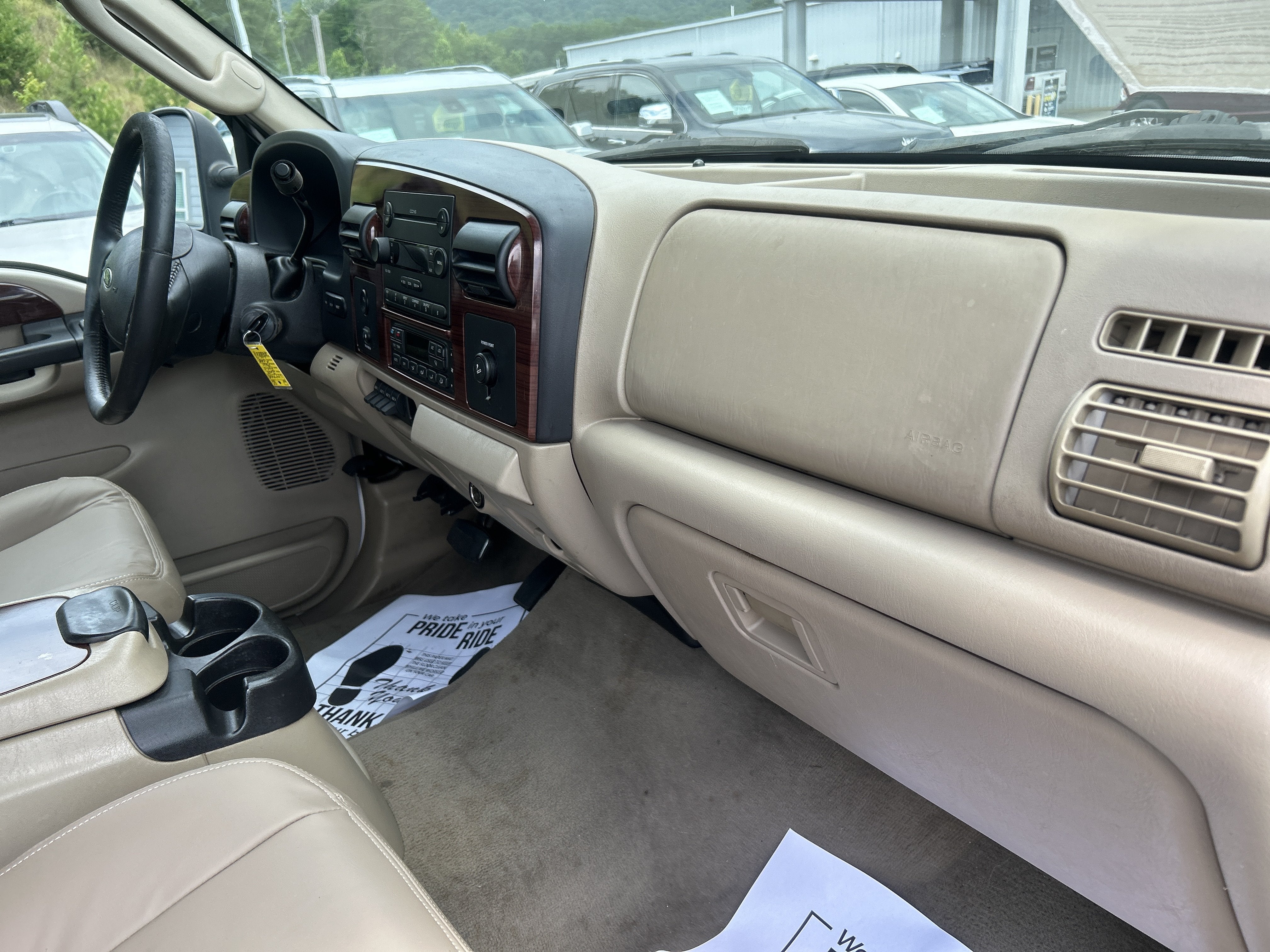 2005 Ford Super Duty F-250 Lariat