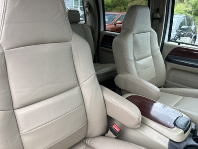 2005 Ford Super Duty F-250 Lariat