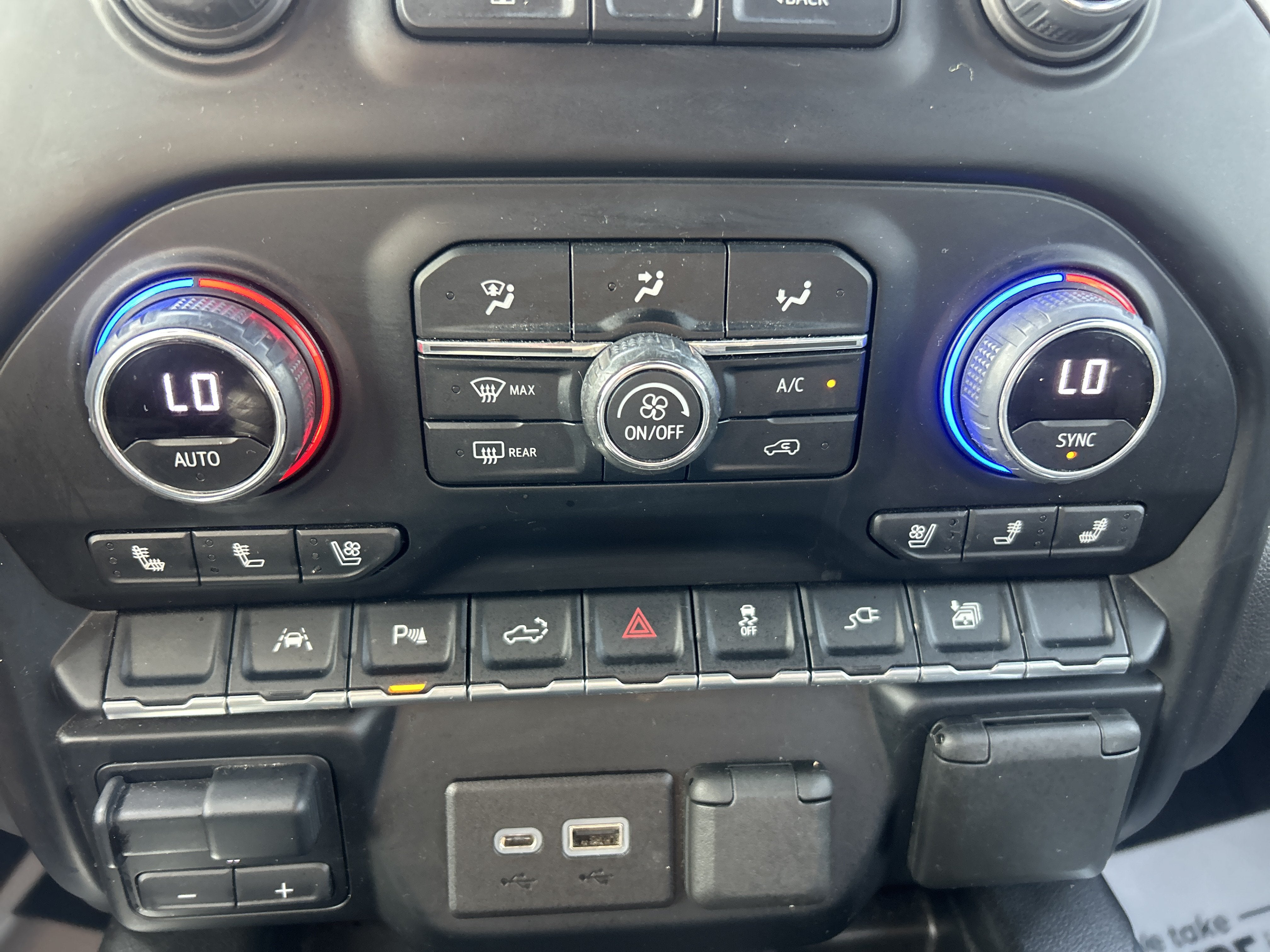 2022 Chevrolet Silverado 1500 LTD High Country