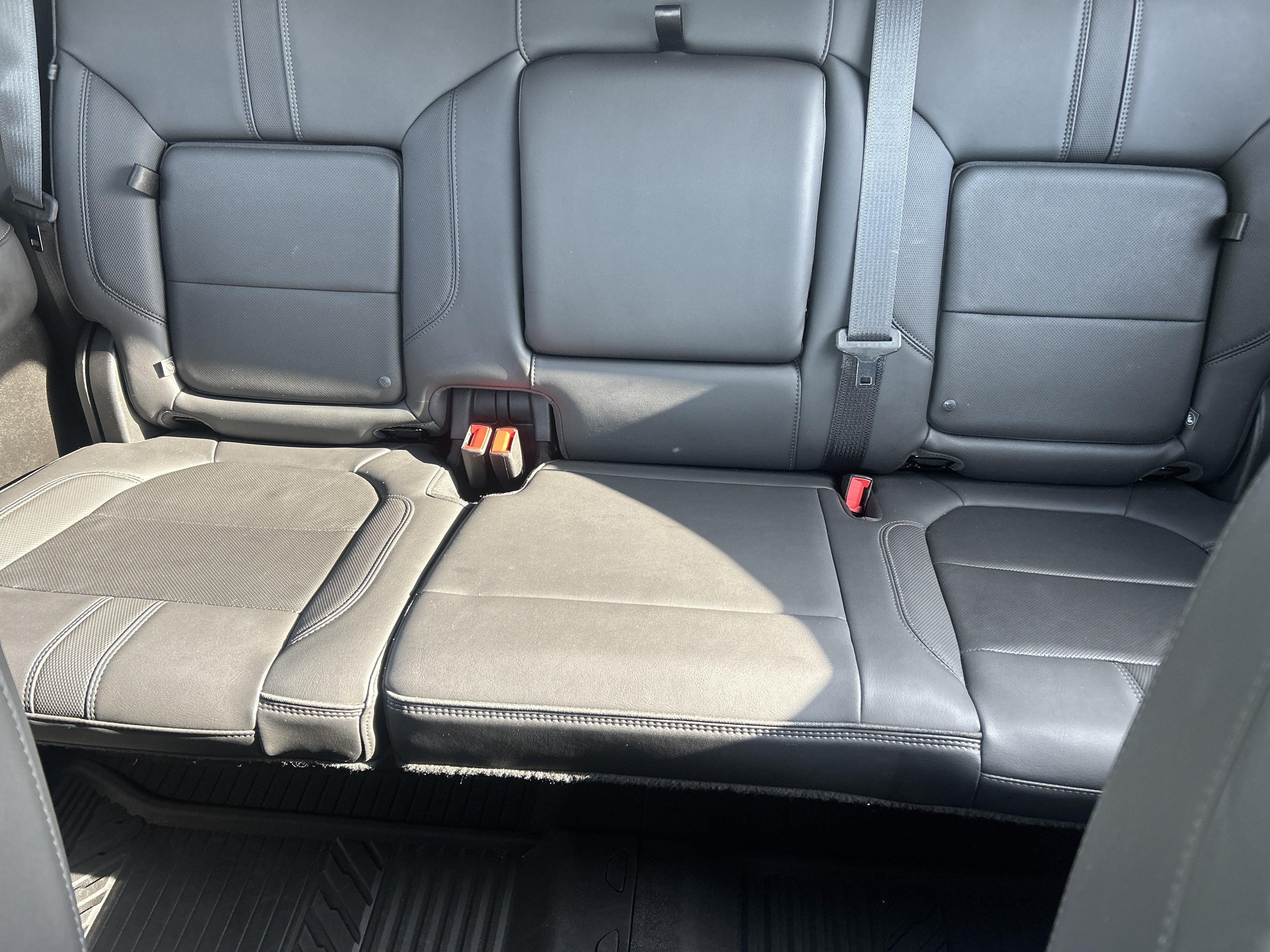 2022 Chevrolet Silverado 1500 LTD High Country