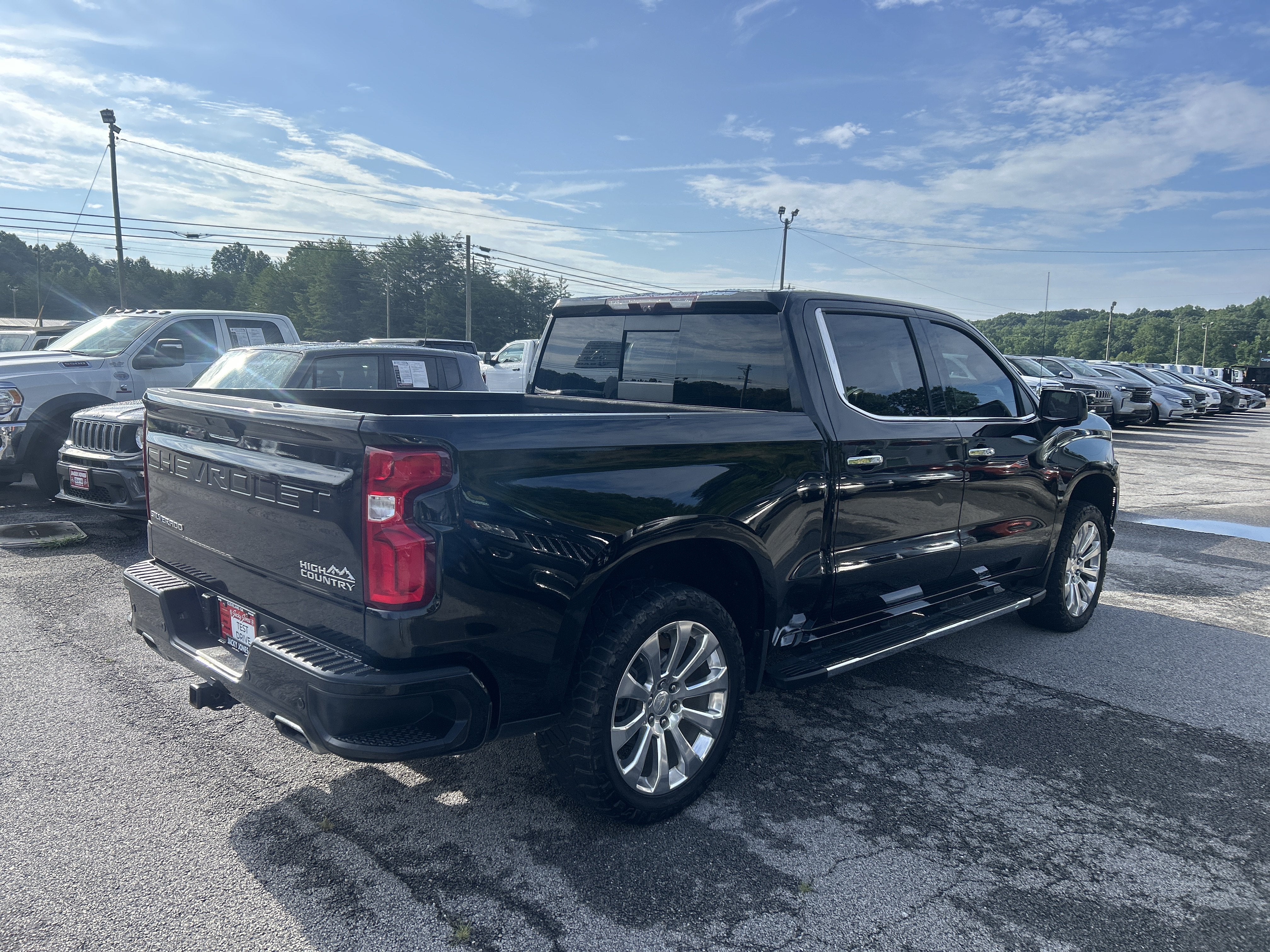 2022 Chevrolet Silverado 1500 LTD High Country