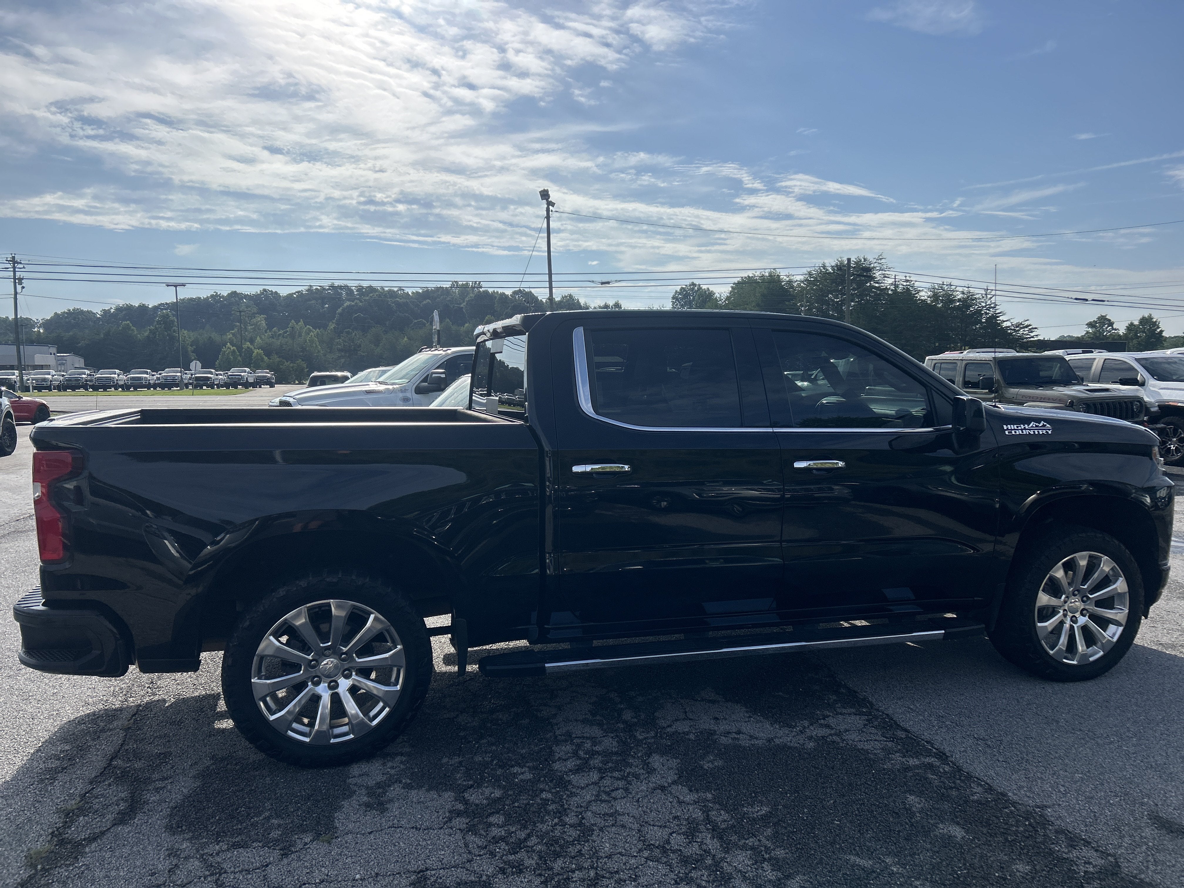 2022 Chevrolet Silverado 1500 LTD High Country