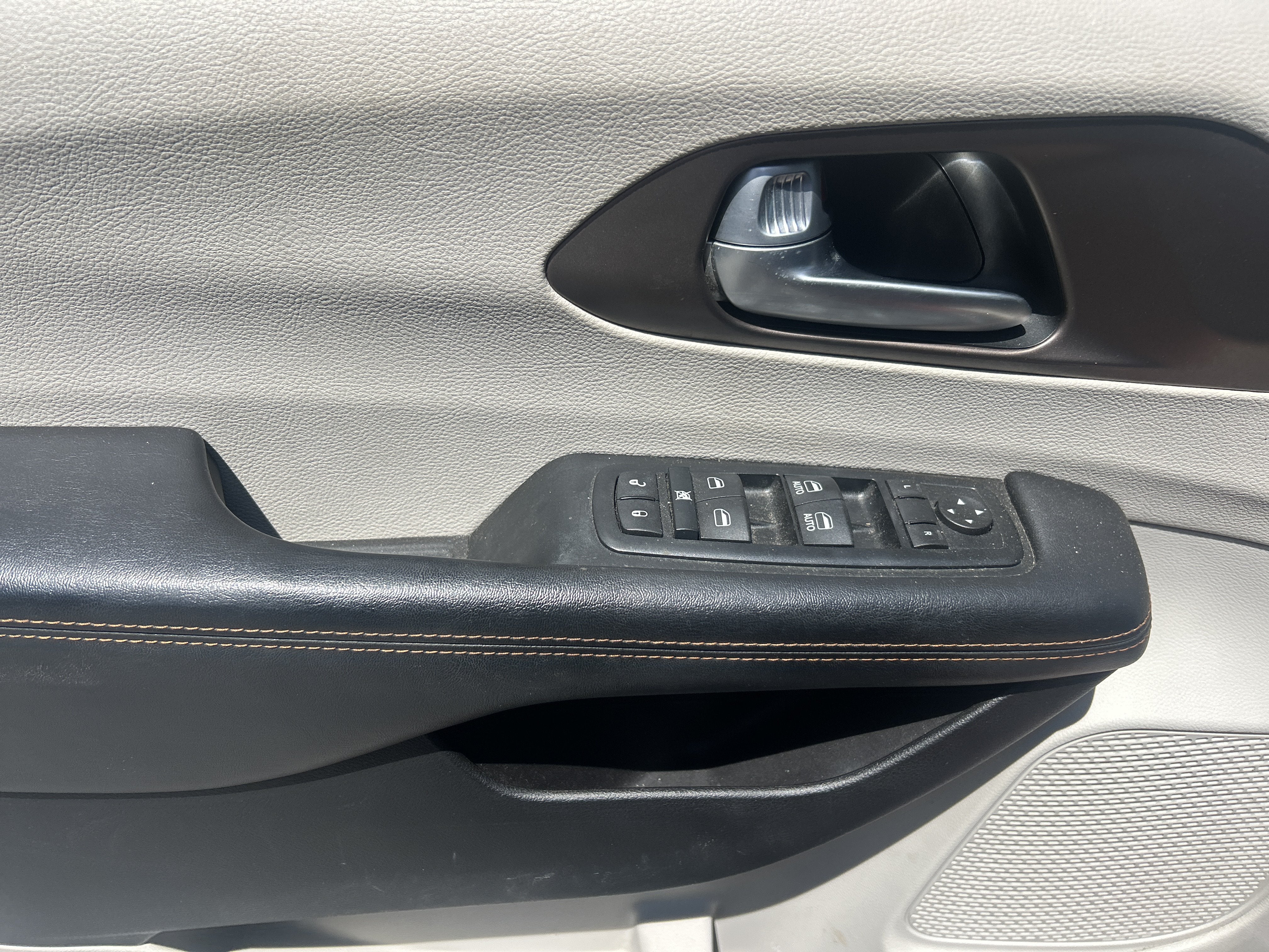 2017 Chrysler Pacifica Base