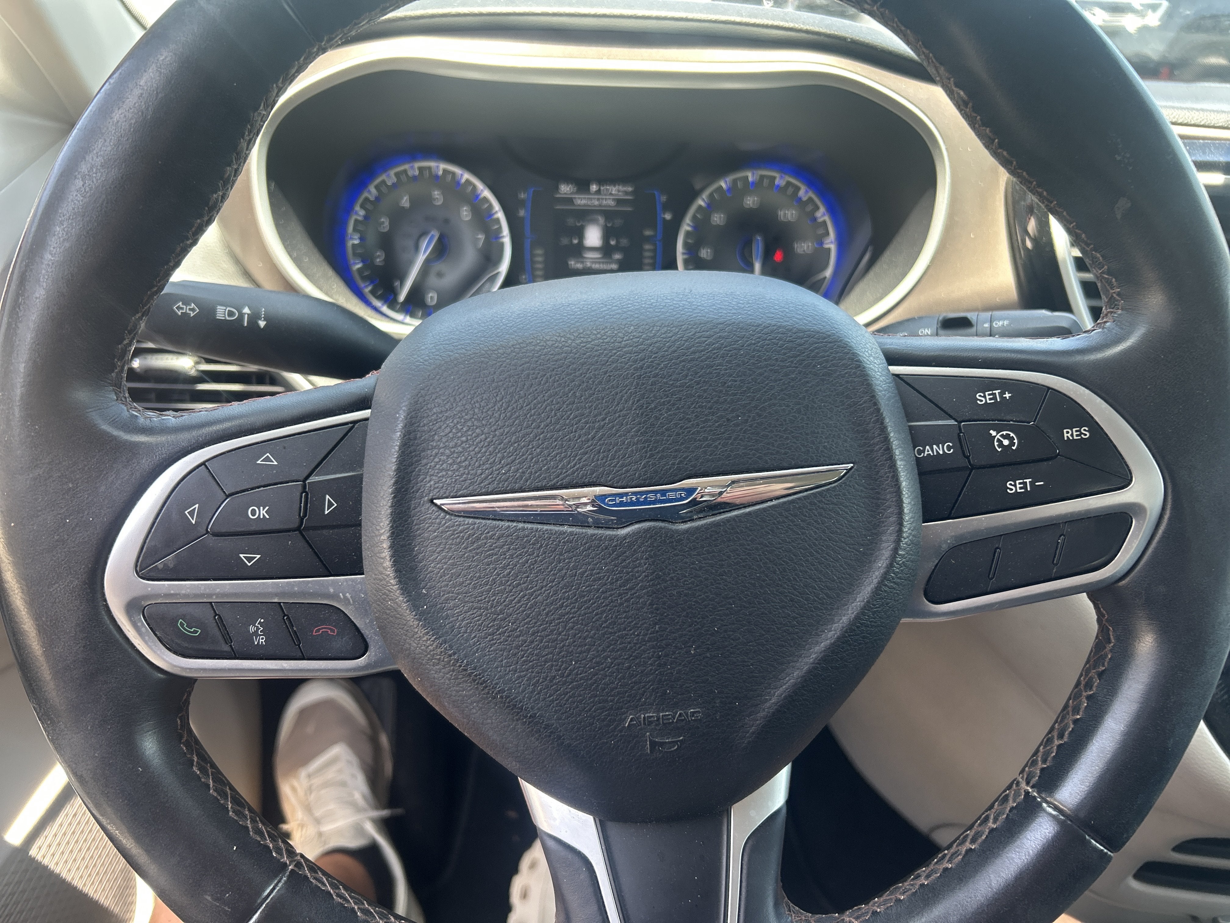 2017 Chrysler Pacifica Base