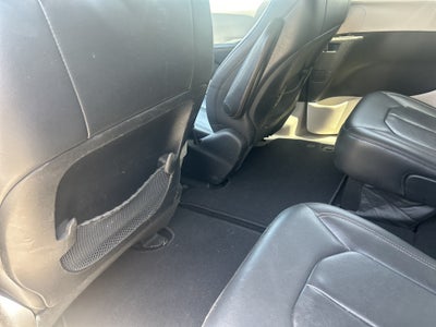 2017 Chrysler Pacifica Base