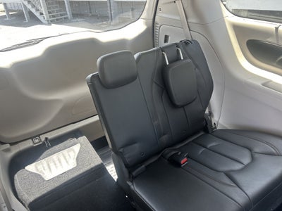 2017 Chrysler Pacifica Base
