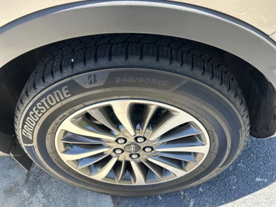 2020 Lincoln Nautilus Standard