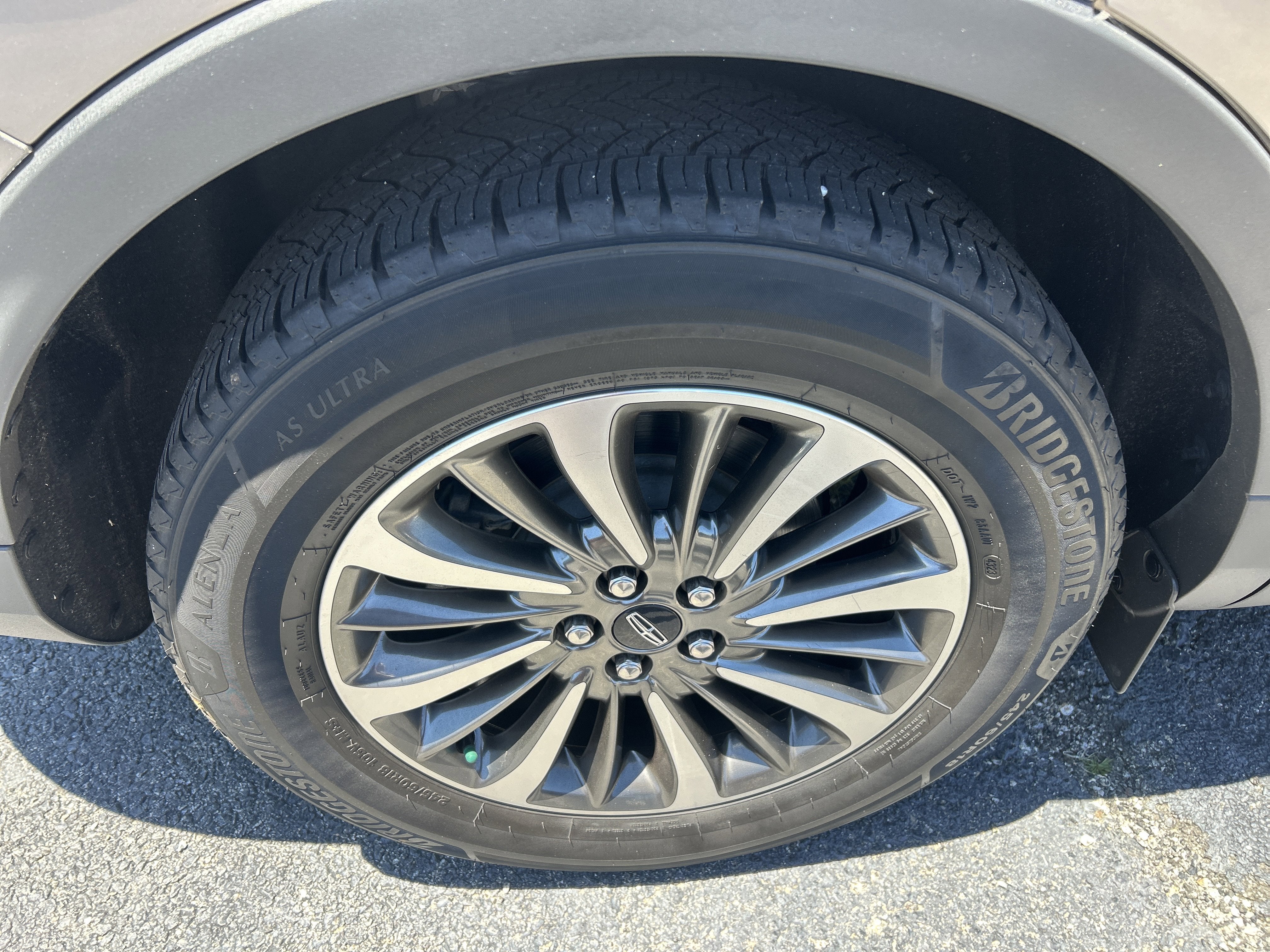 2020 Lincoln Nautilus Standard