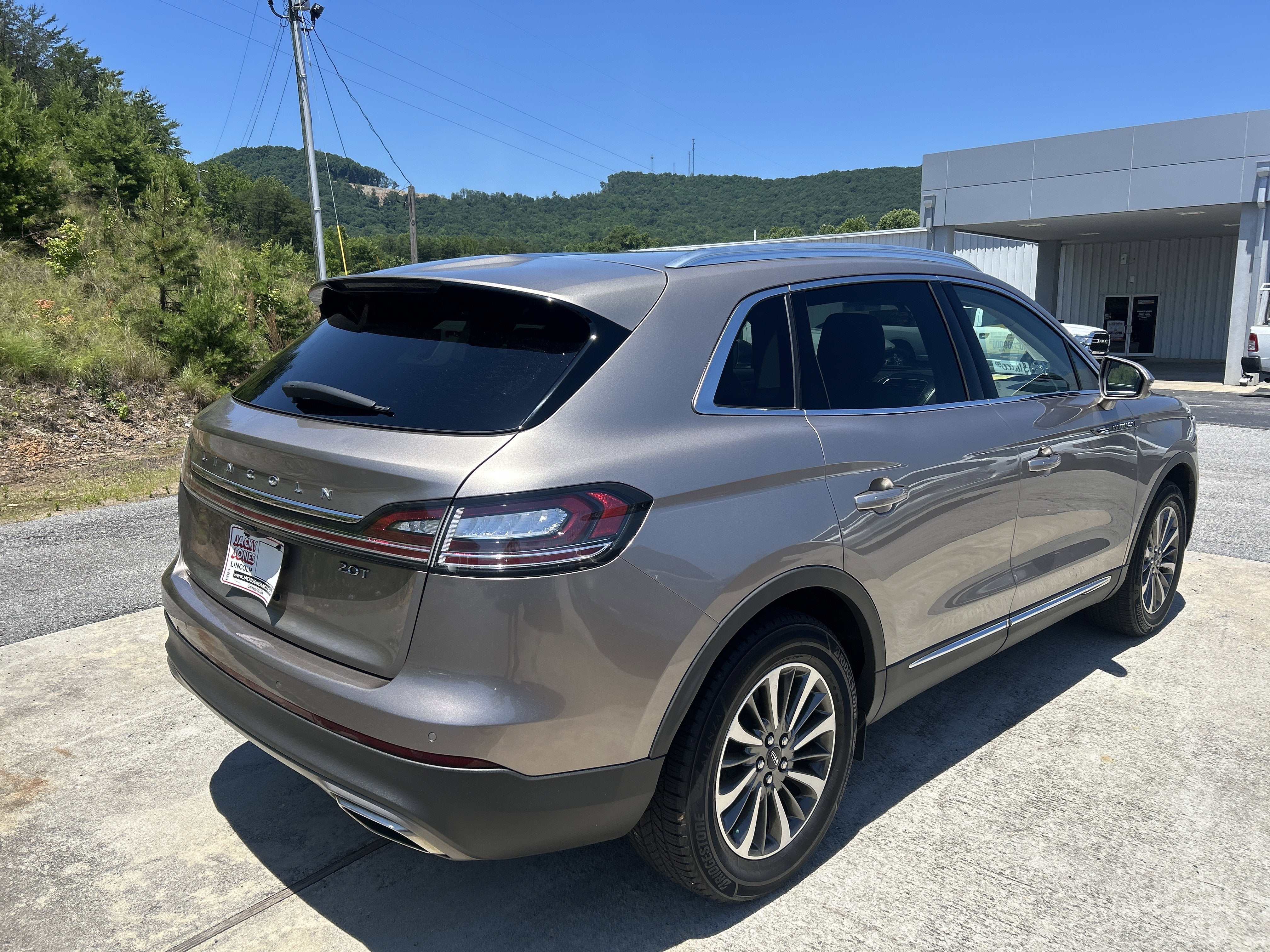 2020 Lincoln Nautilus Standard