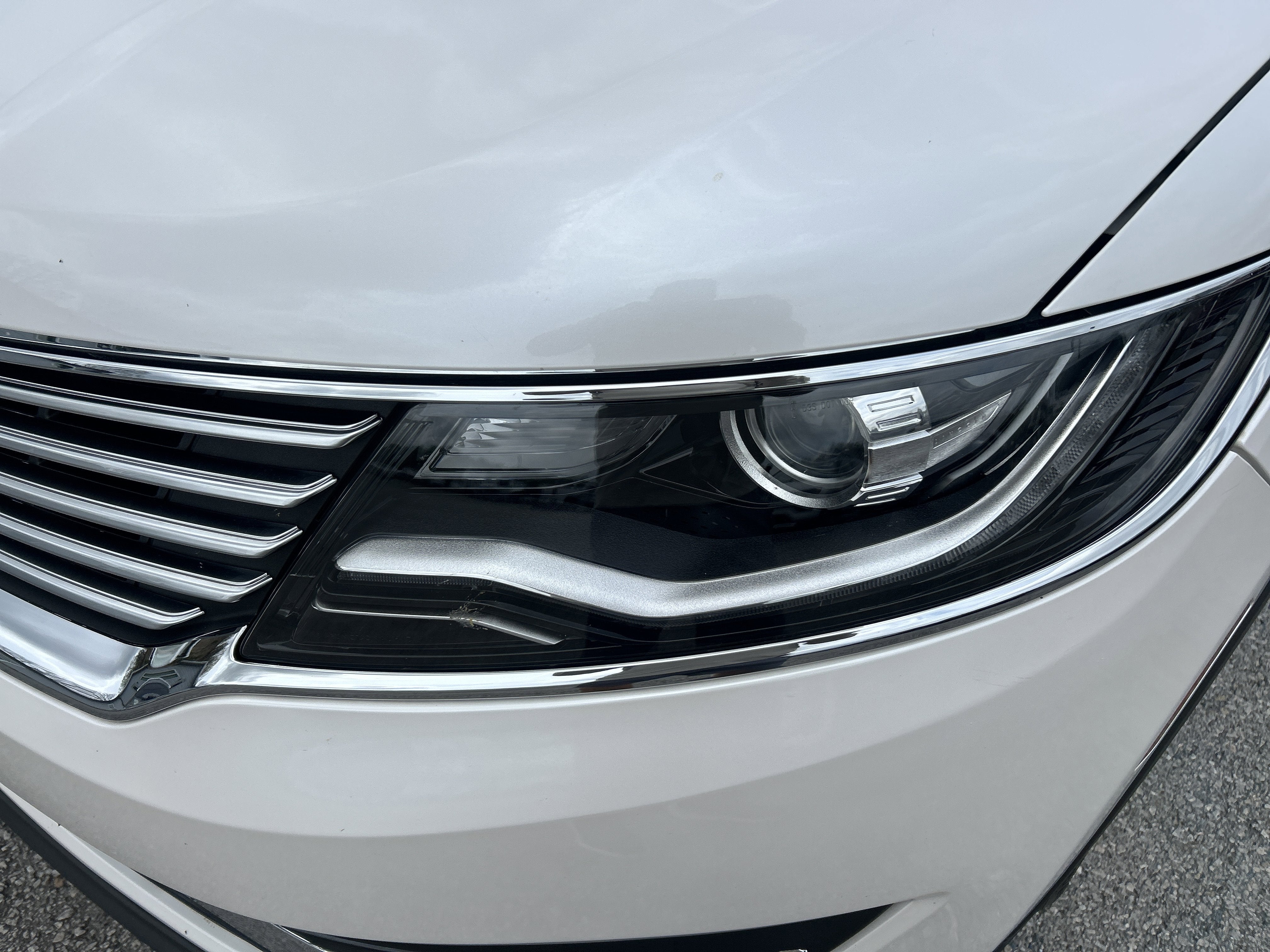 2016 Lincoln MKX Base
