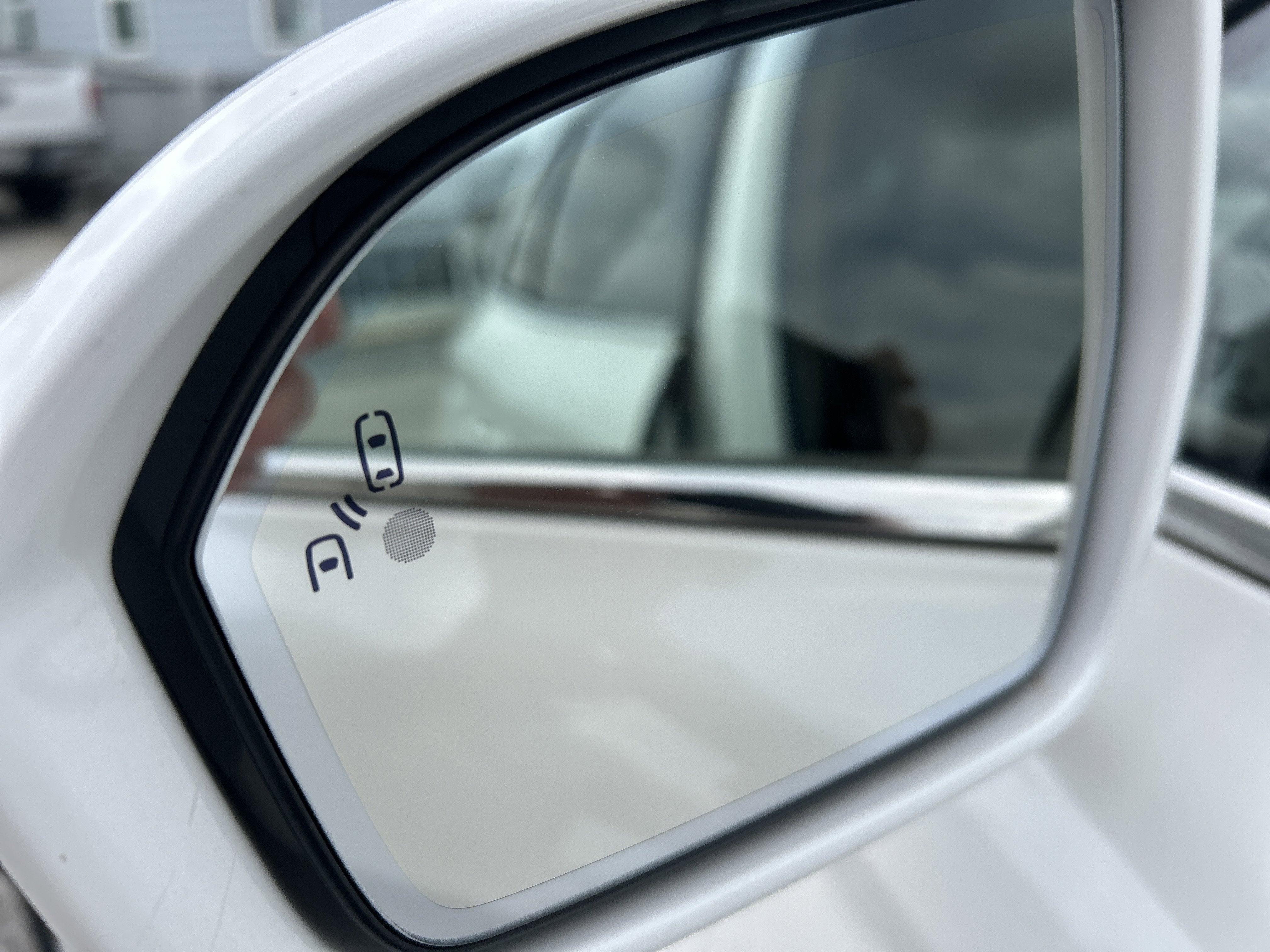 2016 Lincoln MKX Base