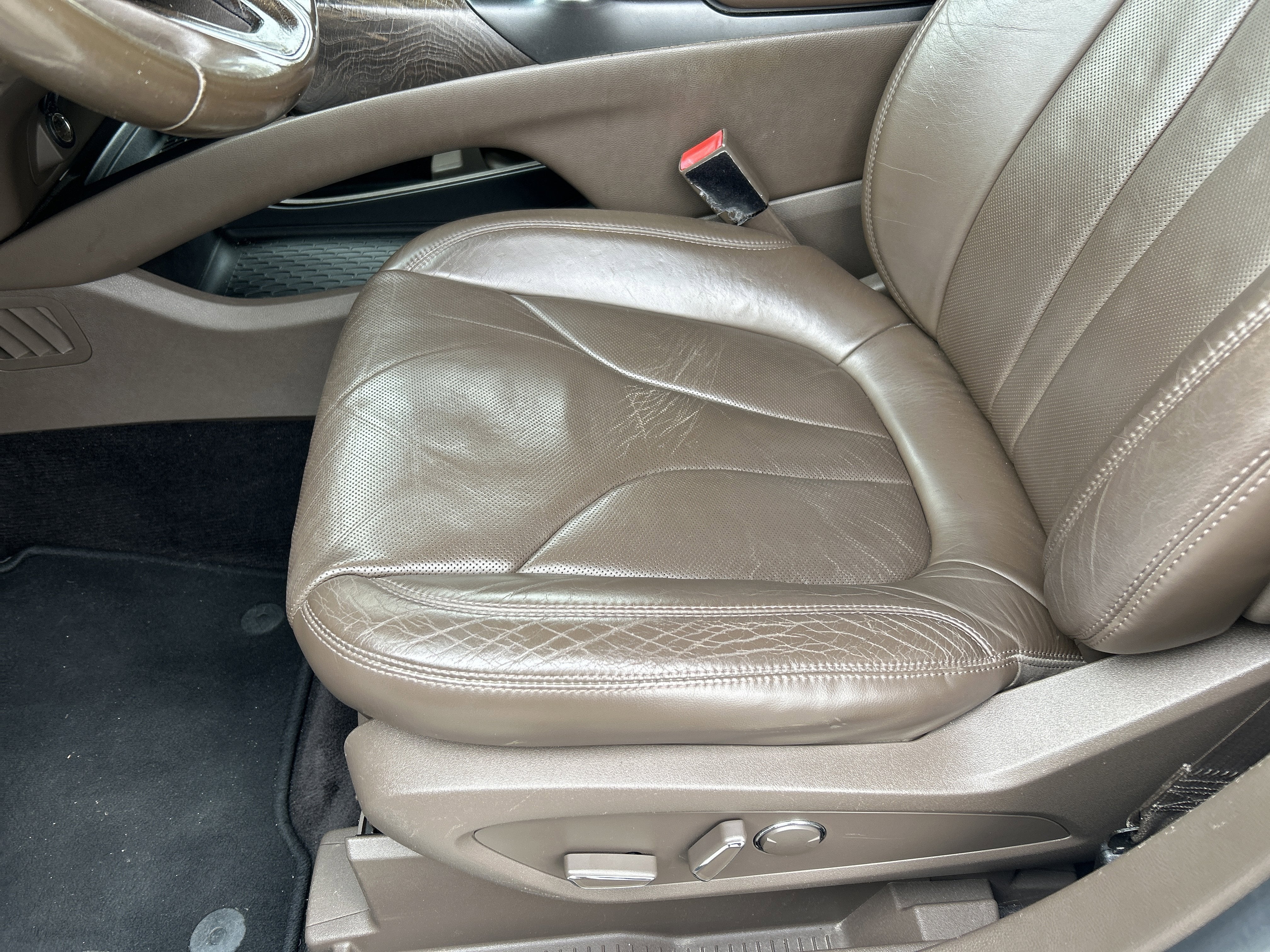 2016 Lincoln MKX Base