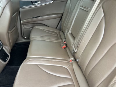 2016 Lincoln MKX Base