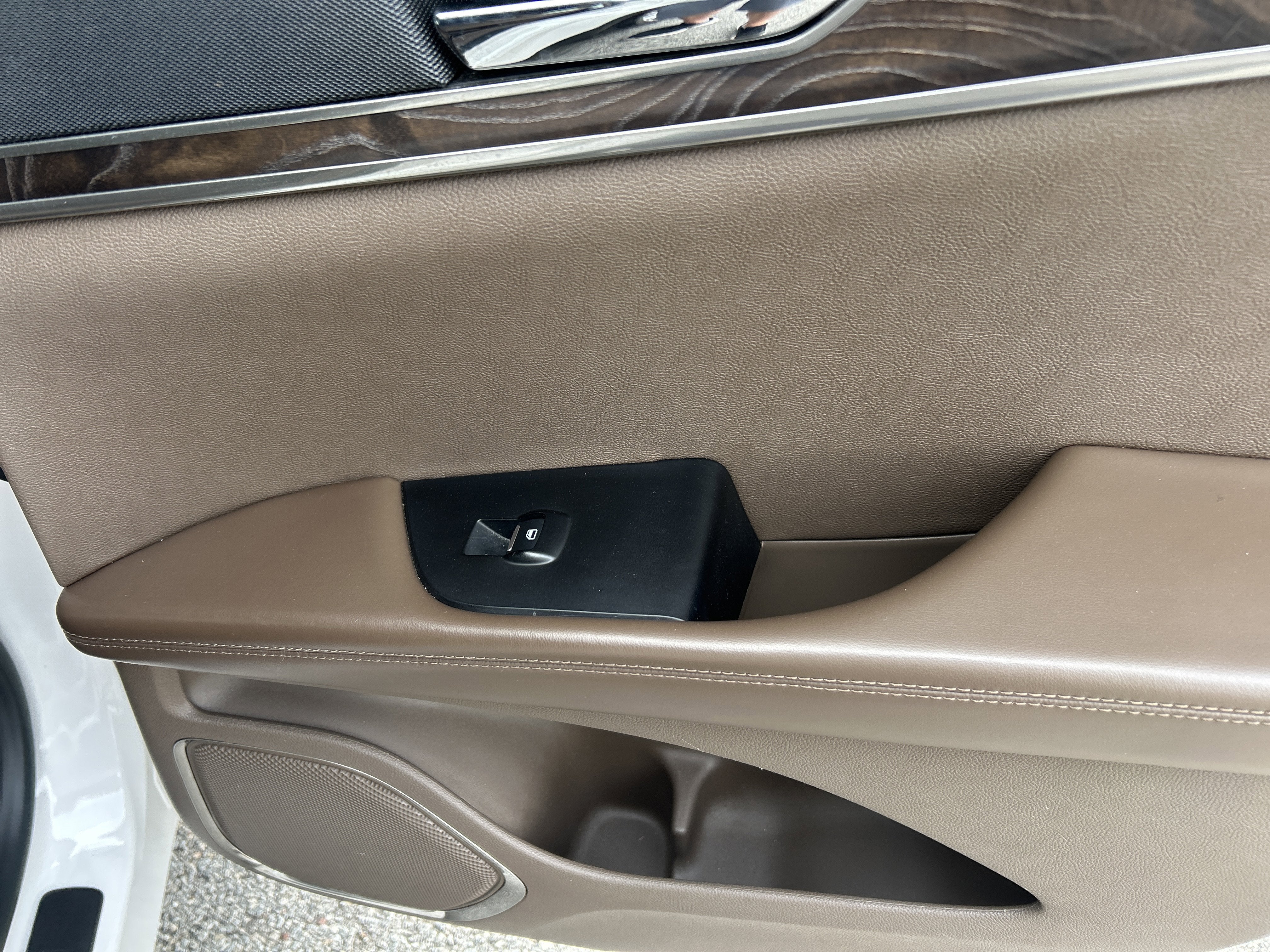 2016 Lincoln MKX Base