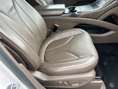 2016 Lincoln MKX Base