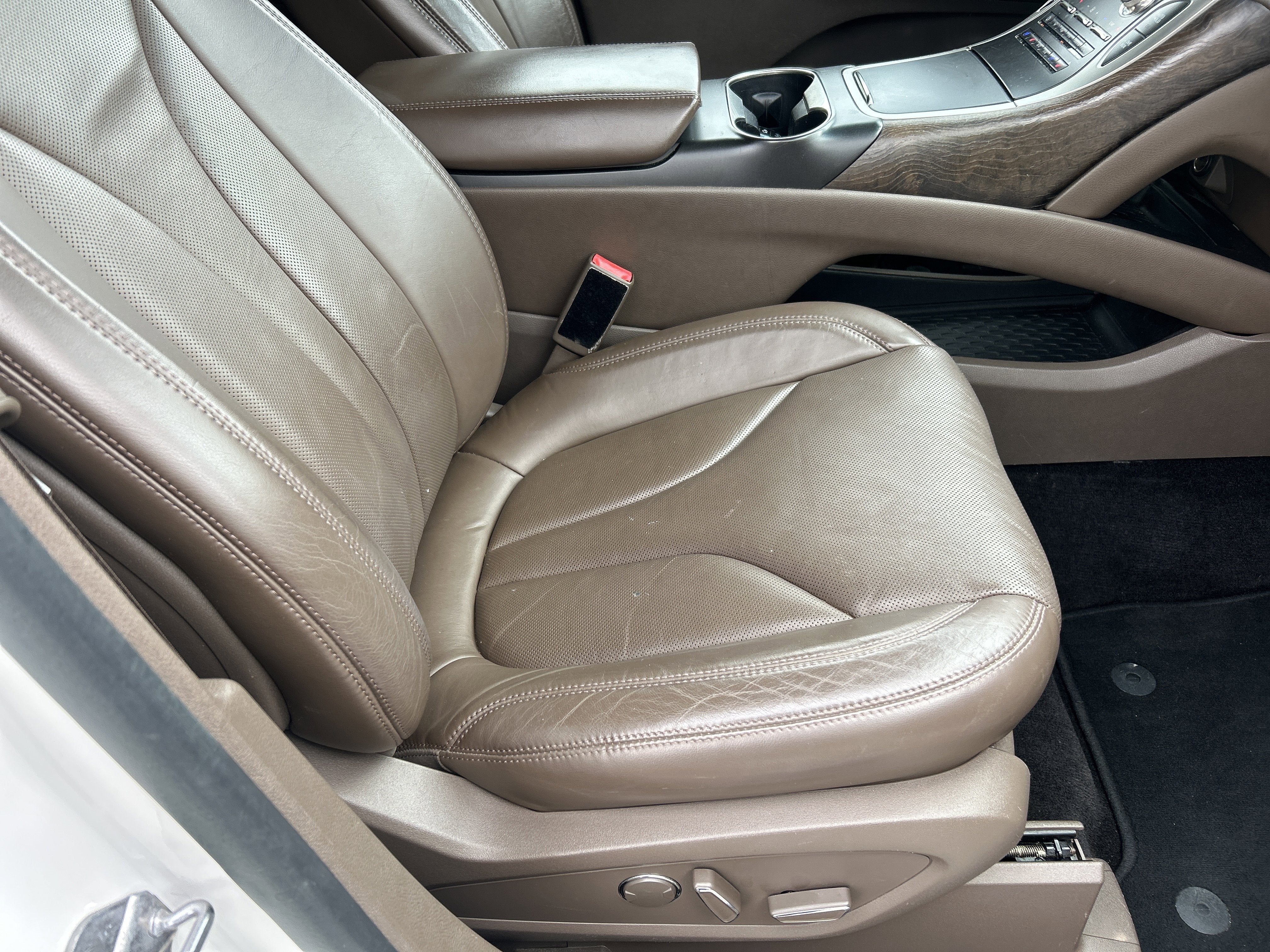 2016 Lincoln MKX Base