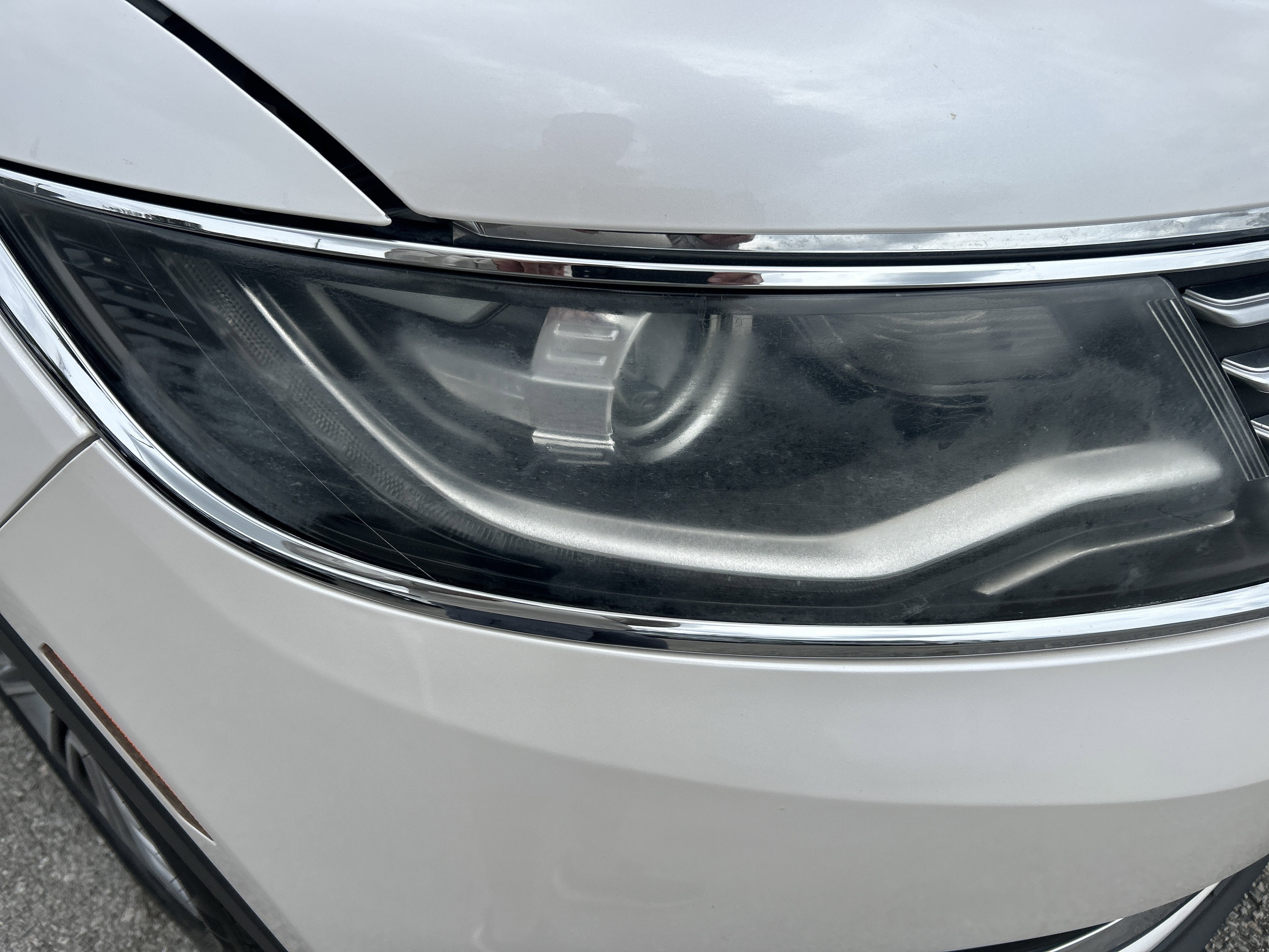 2016 Lincoln MKX Base