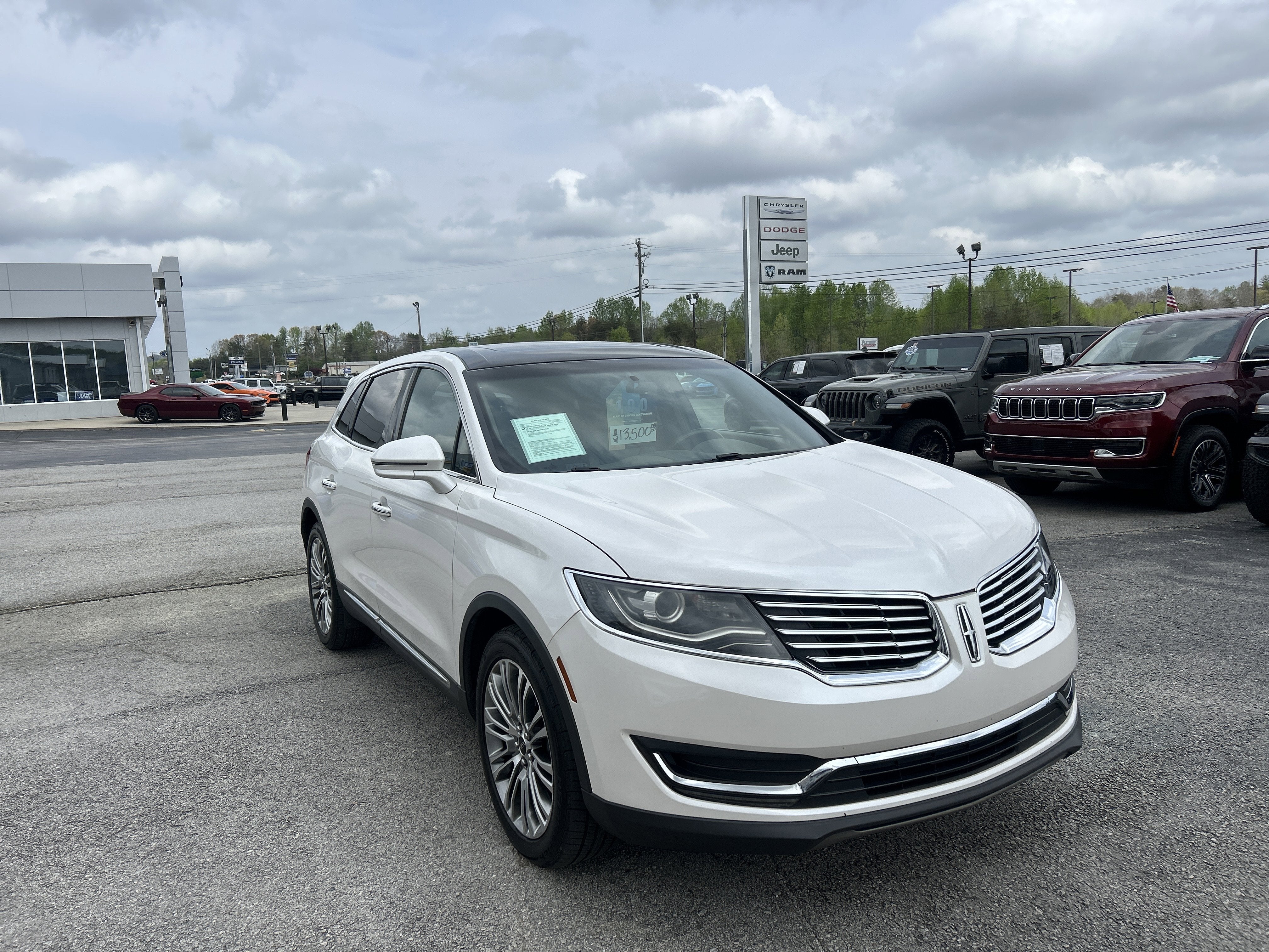 2016 Lincoln MKX Base
