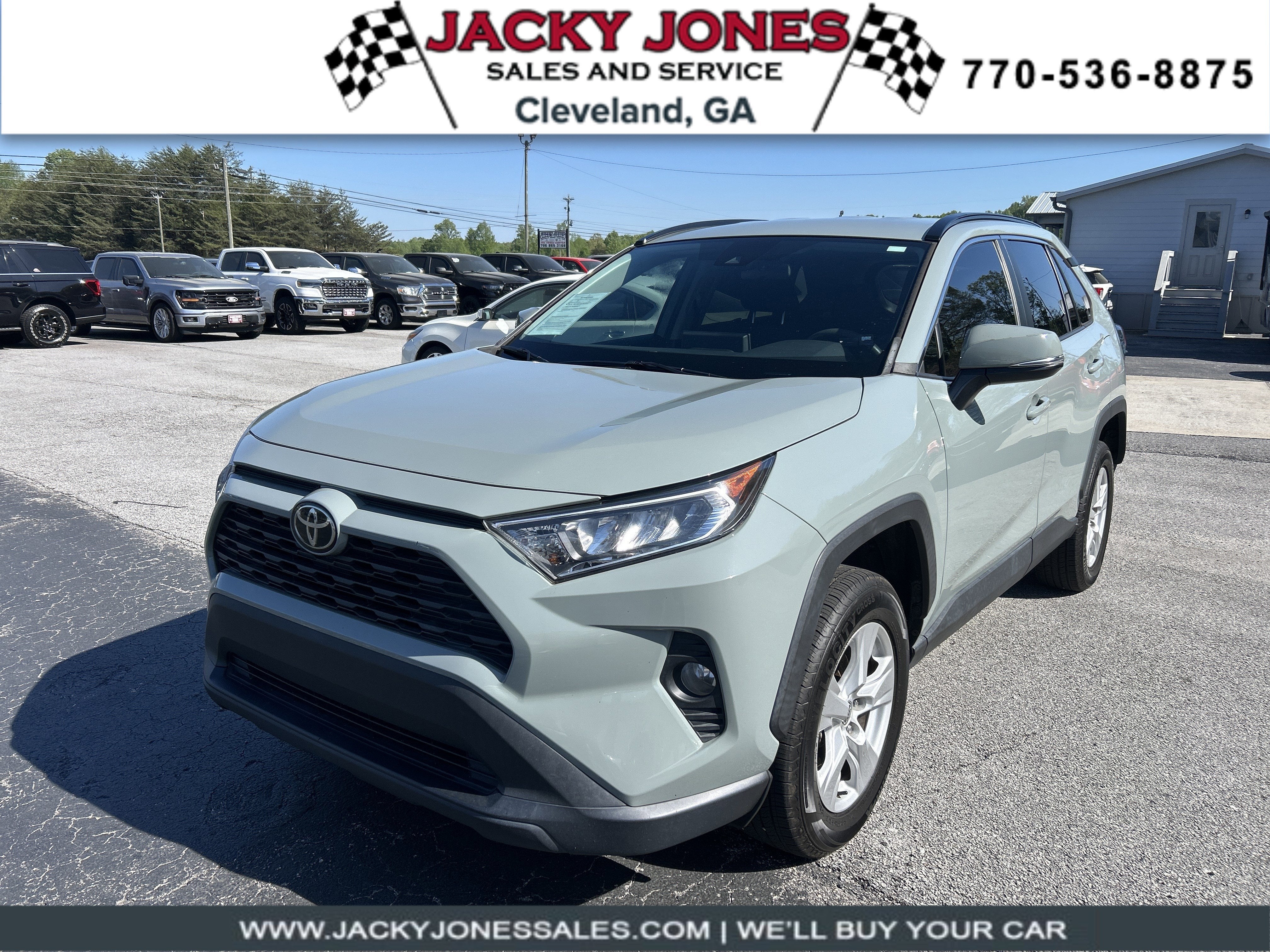 2020 Toyota RAV4 XLE