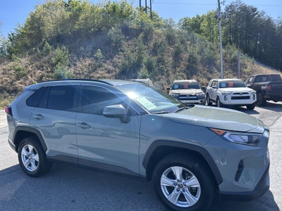 2020 Toyota RAV4 XLE