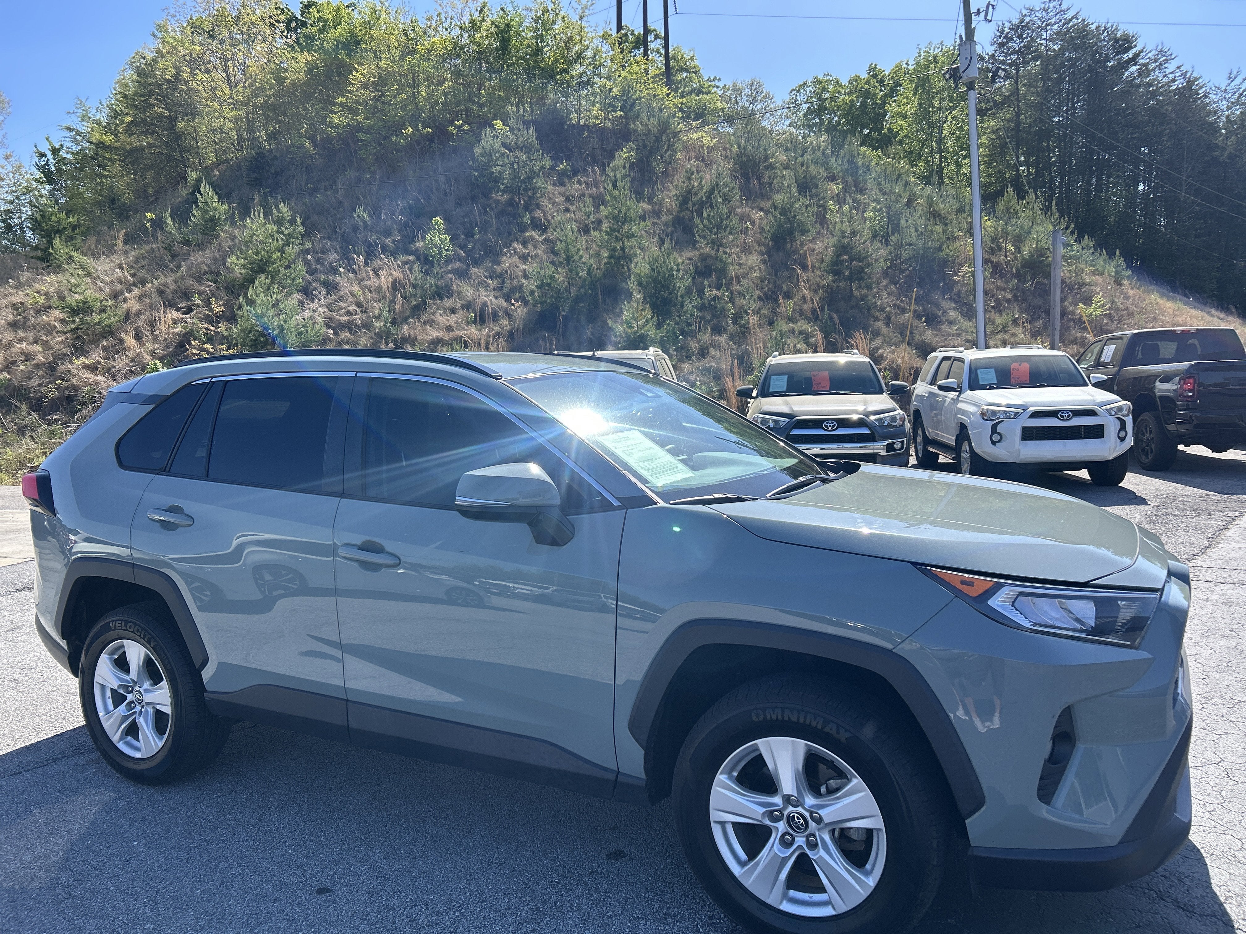 2020 Toyota RAV4 XLE
