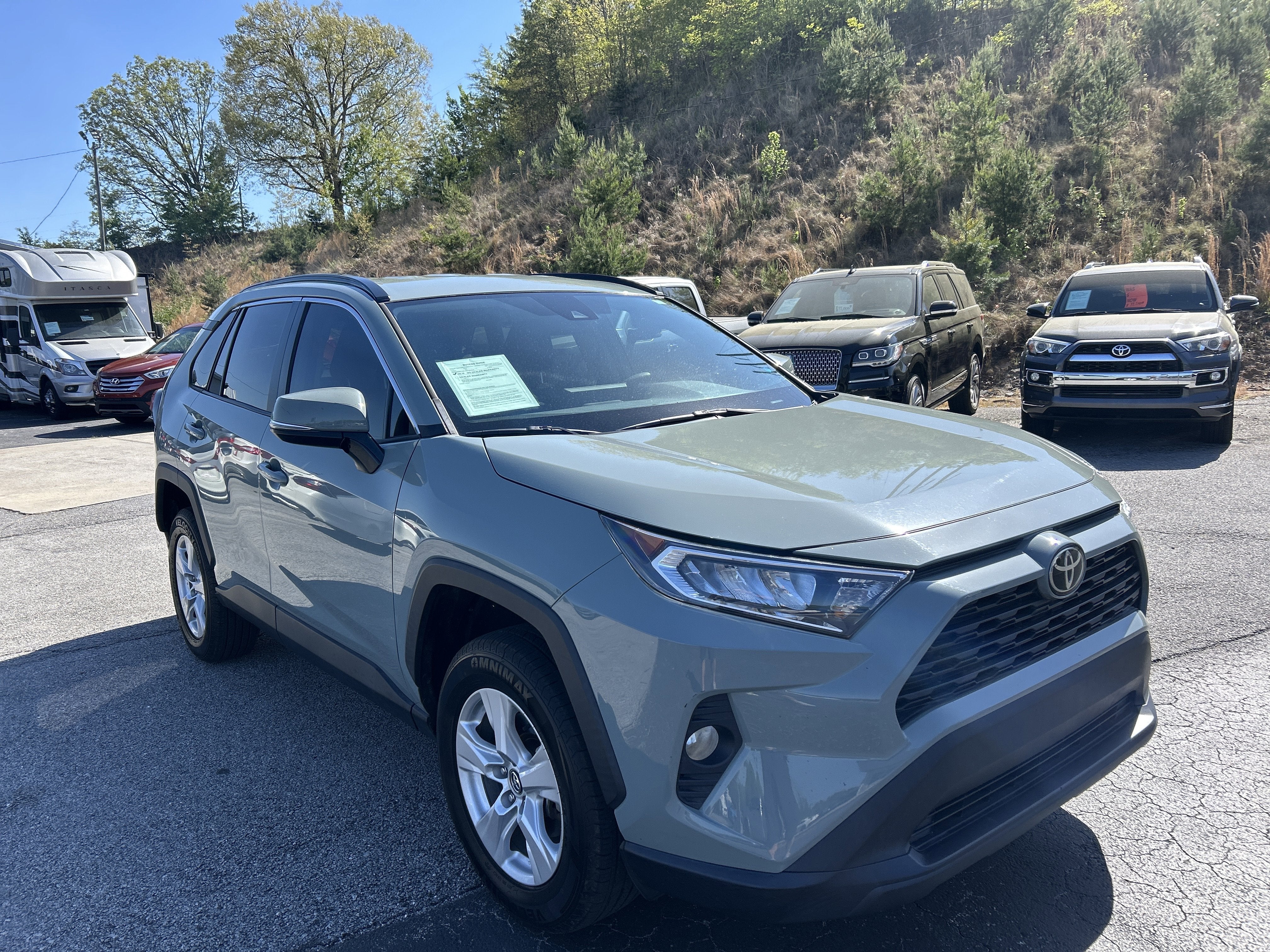 2020 Toyota RAV4 XLE