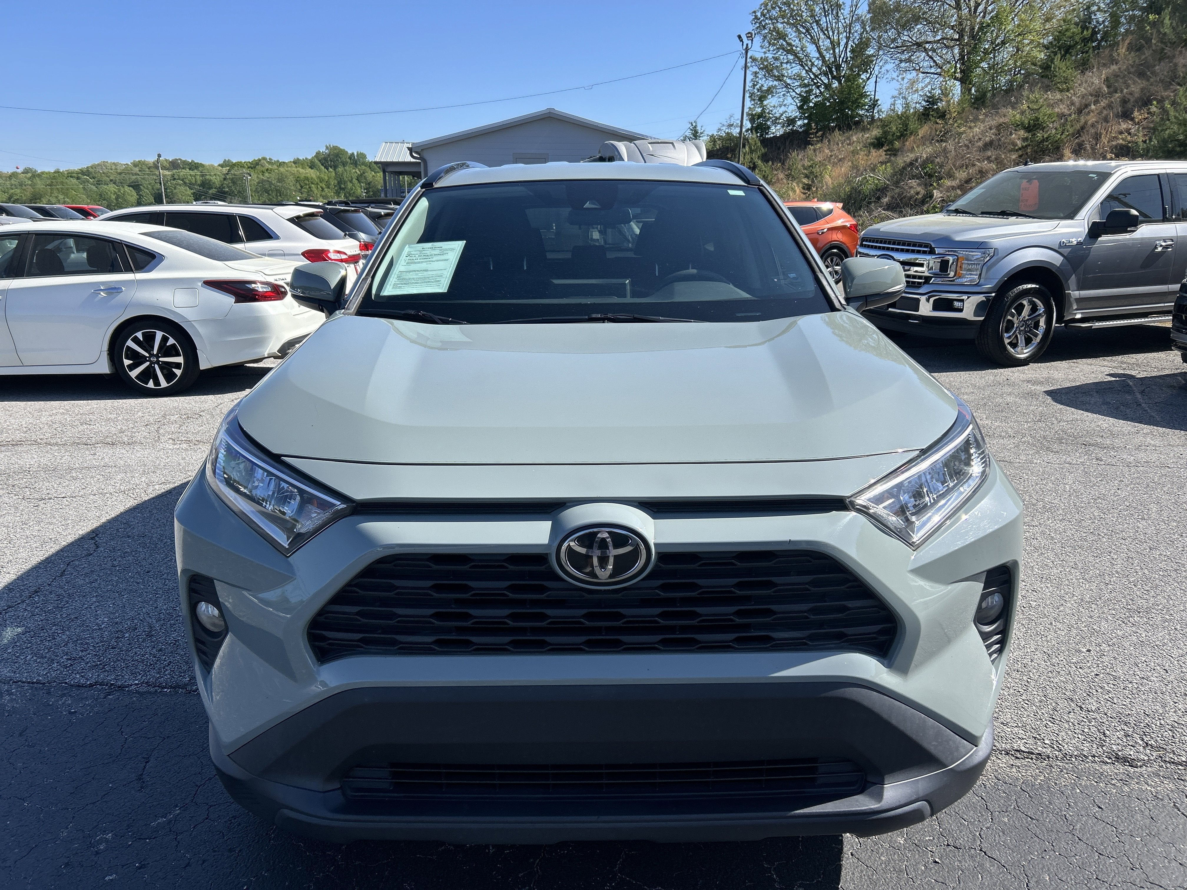 2020 Toyota RAV4 XLE